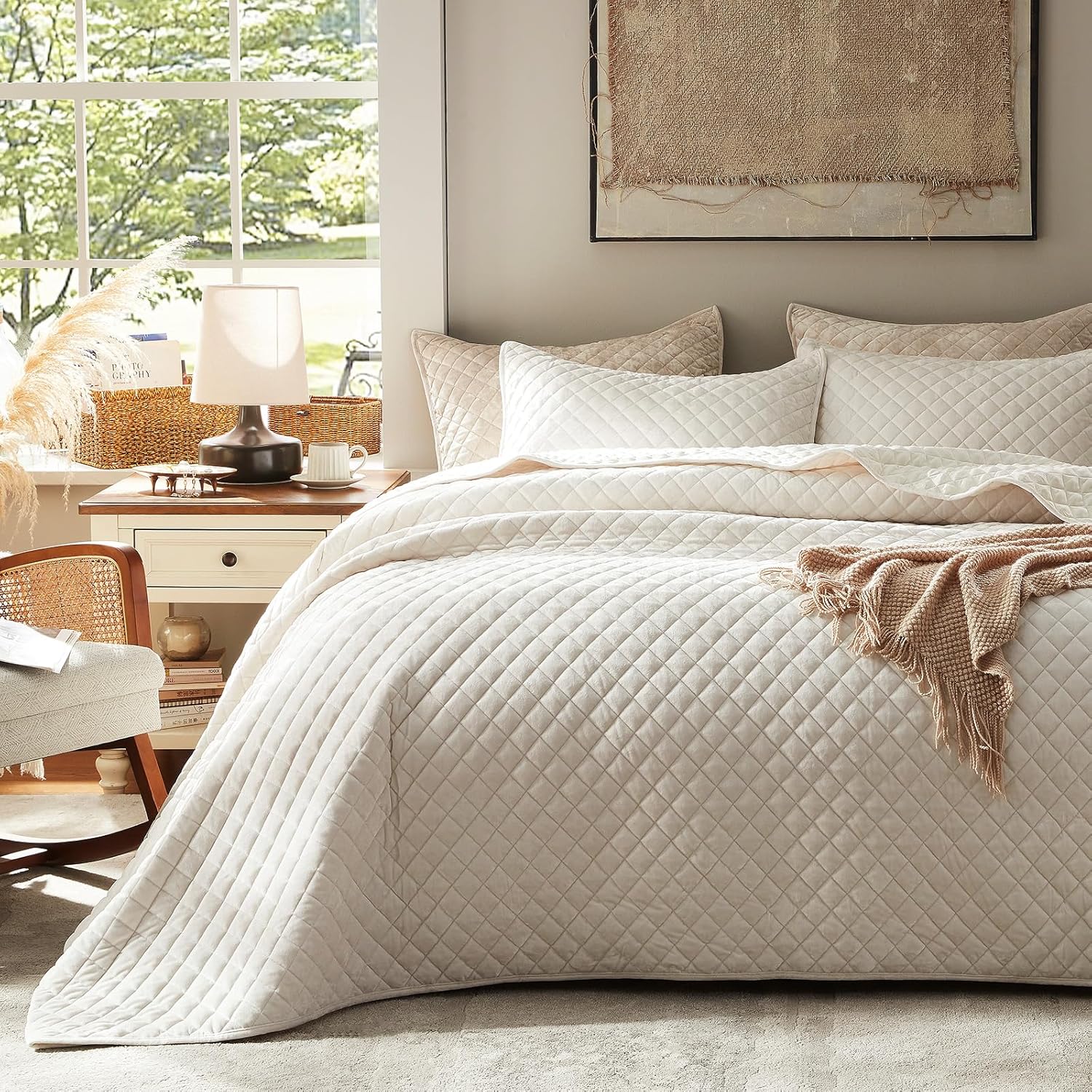 Oversized California King Size Velvet Quilt Set (120"x120"), Luxurious Diamond Quilted Stitching, Lightweight Soft All-Season Bedspread Set with 2 Pillow Shams, Caramel