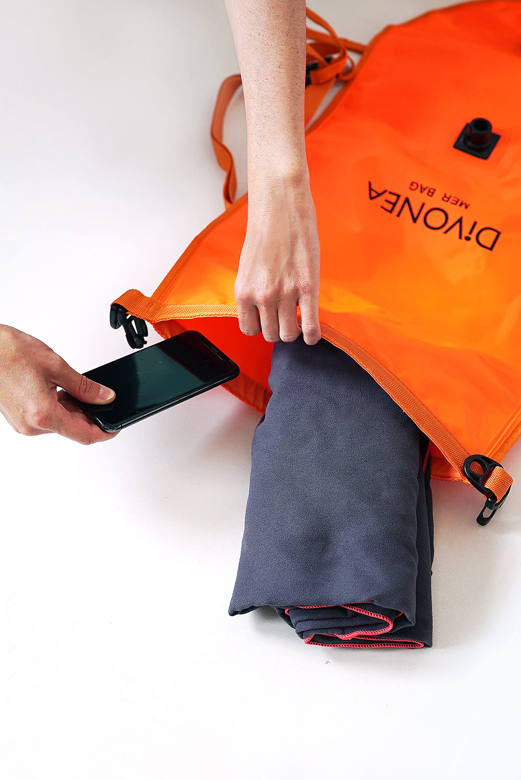 Sac Etanche 28 L + Bouée signalisation Plongée + Flotteur de Nage 3 en 1