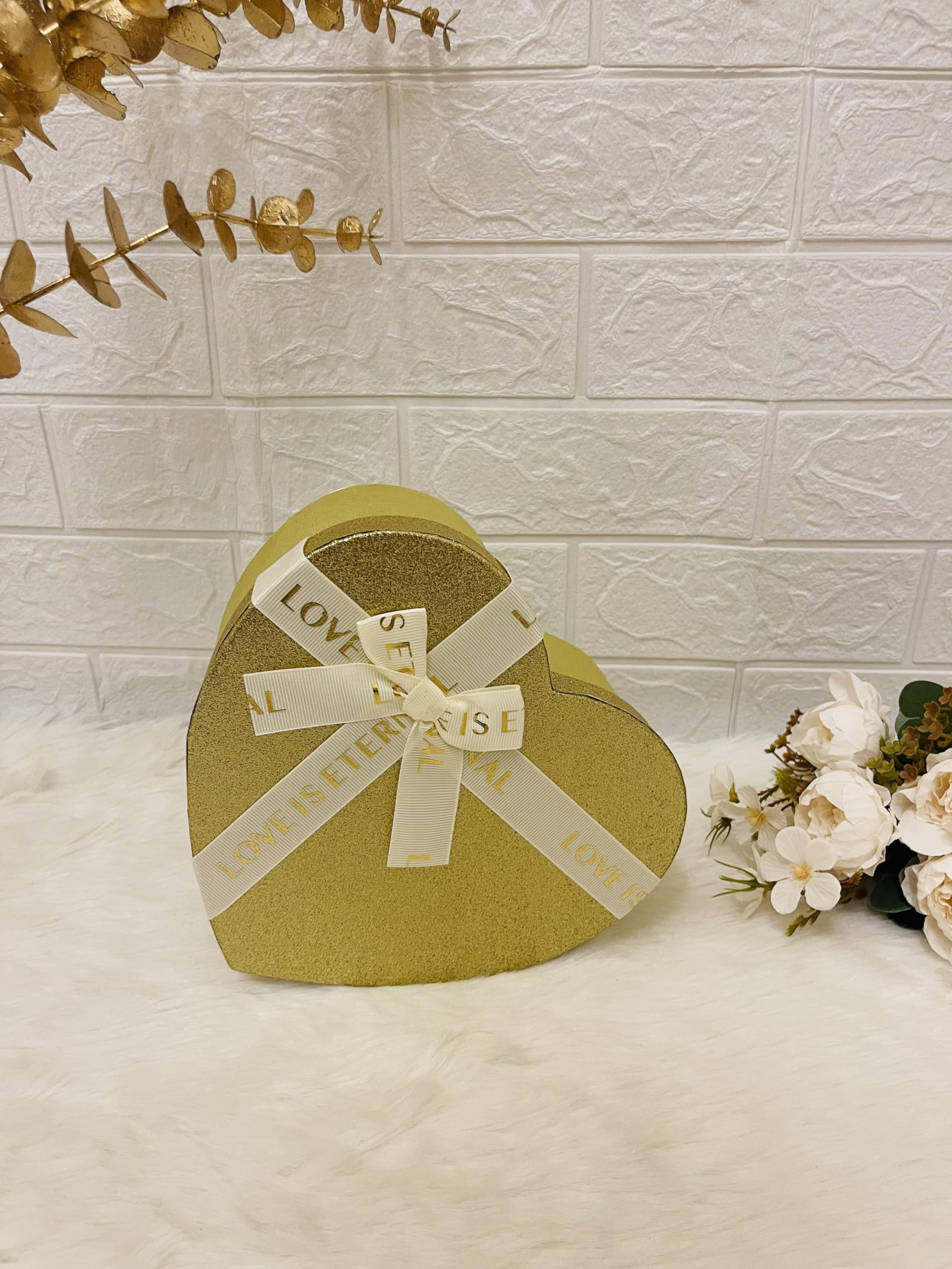 Glitter Heart Gift Box, Paper Gift Box Cardboard Multipurpose Flower, Chocolate, Hamper Packaging, Golden in Size Medium (B0D7WZB5GQ) Amazon Price History, Amazon Price Tracker
