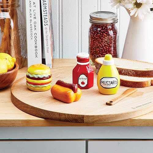 Two's Company Bon Appetite - Juego de salero y pimentero en caja de regalo