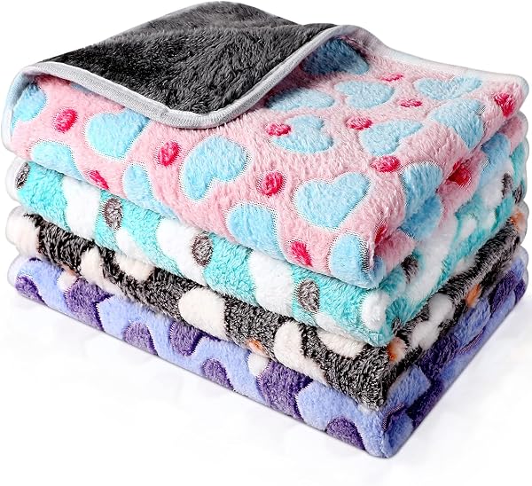Namalu 4 Couvertures pour Cochon d'Inde en Polaire Lavables Imperméables Doublures pour Cage Absorbantes Tapis de Couchage Réutilisable pour Animaux de Compagnie (Motif de Coeur, 30 x 30 cm) - 1