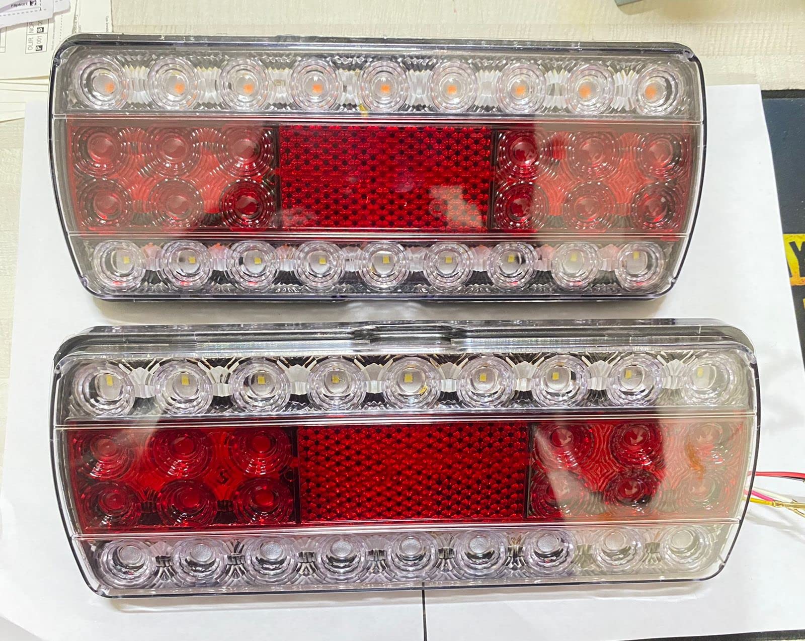 AUTO MT 2PC LEFT RIGHT Super Bright 12 Volts Rear LED Tail Light Suitable For EICHER Canter tucks And Others Universal Trucks
