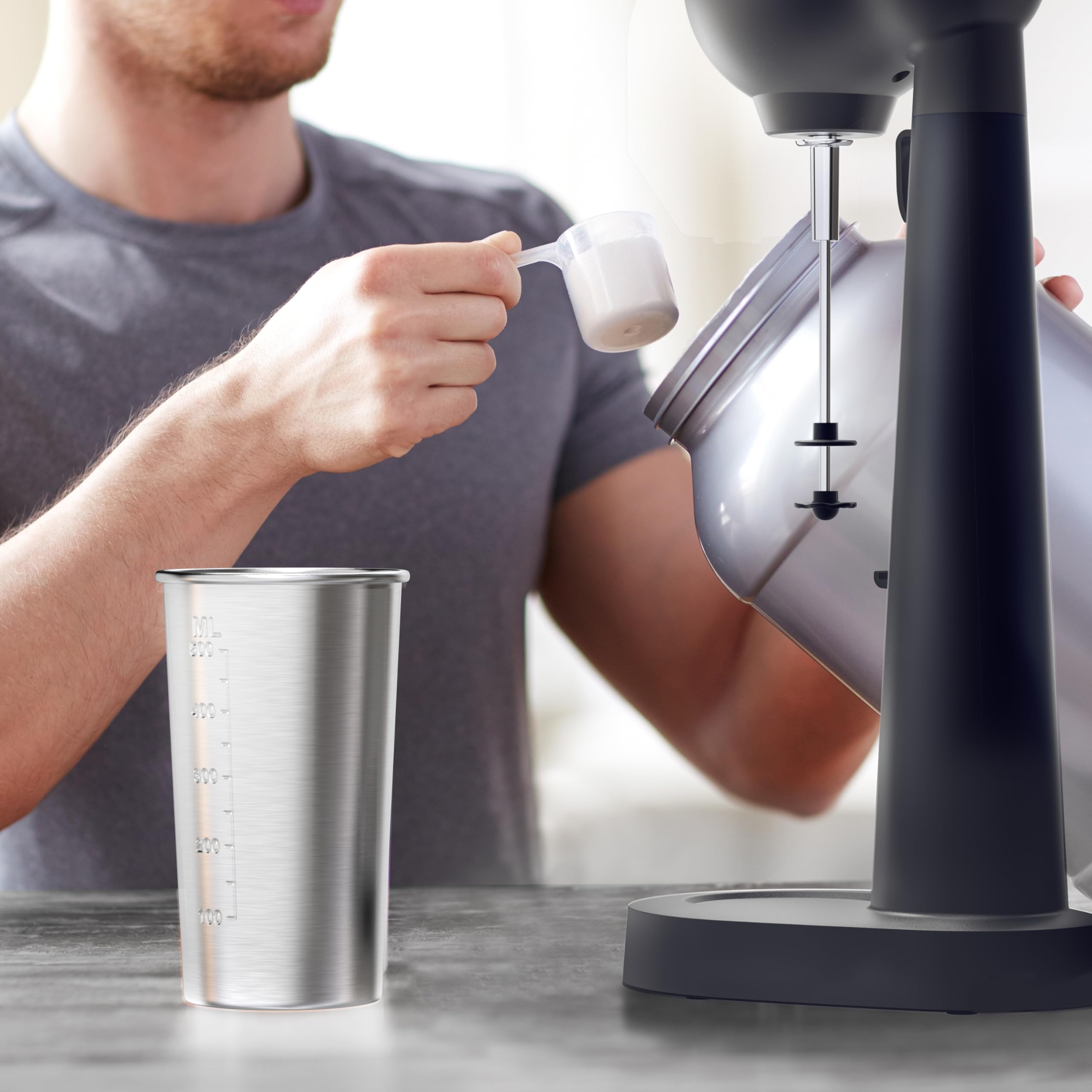 Arendo - Drink Mixer - Eiweiß Shaker - Getränkemixer - elektrischer Standmixer - 500 ml Becher - 22.000 U min - 2 Geschwindigkeitsstufen - Fitness Protein Drinks Smoothies Milchshakes Cocktails