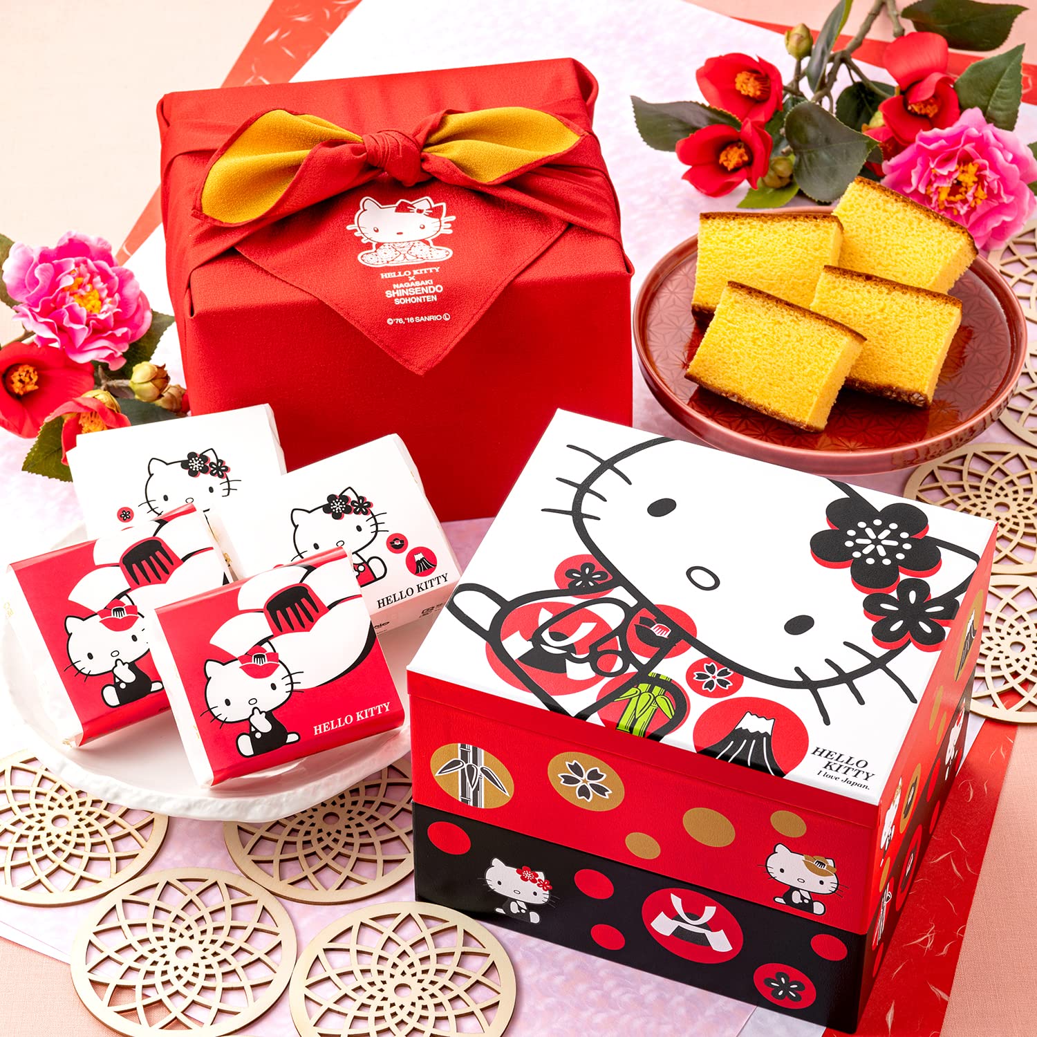 Amazon.co.jp: 長崎心泉堂 ハロー キティ お菓子 ギフト 重箱 2段