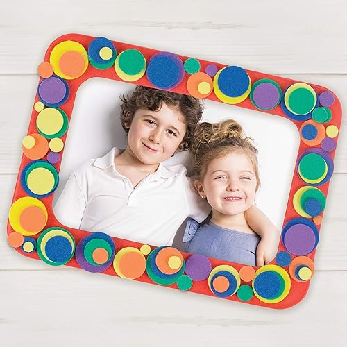 Miniatura 2 de Horizon Group USA Kit de manualidades de marco de fotos de espuma, paquete de 12 marcos de fotos coloridos de 4 x 6 pulgadas con más de 500