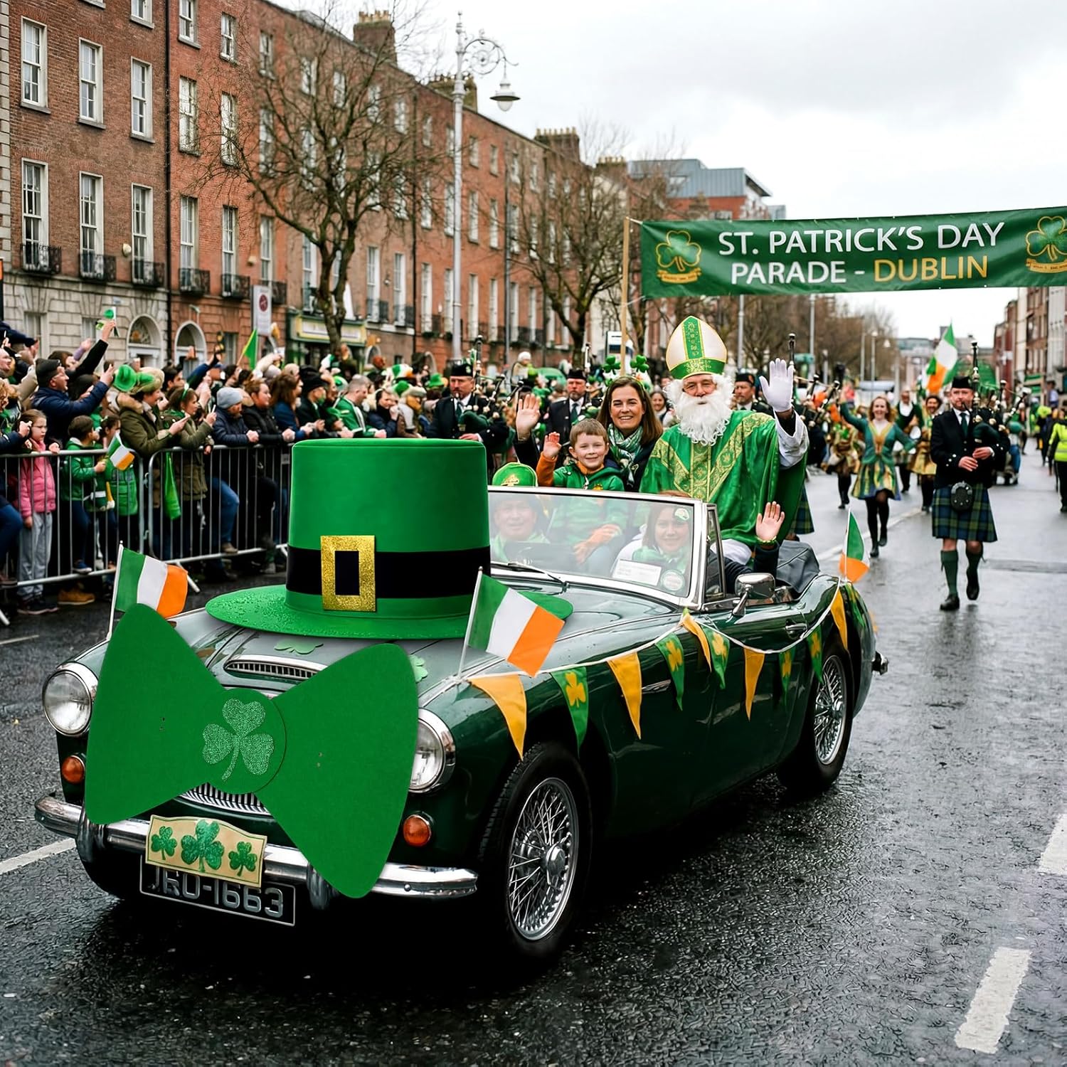 Arrowbash St. Patrick's Day Parade Golf Cart Decoration Kit Giant Leprechaun Hat Shamrock Bow Tie Car Decoration Irish Saint Patricks Day Golf Cart Festival Decor Parade Supplies