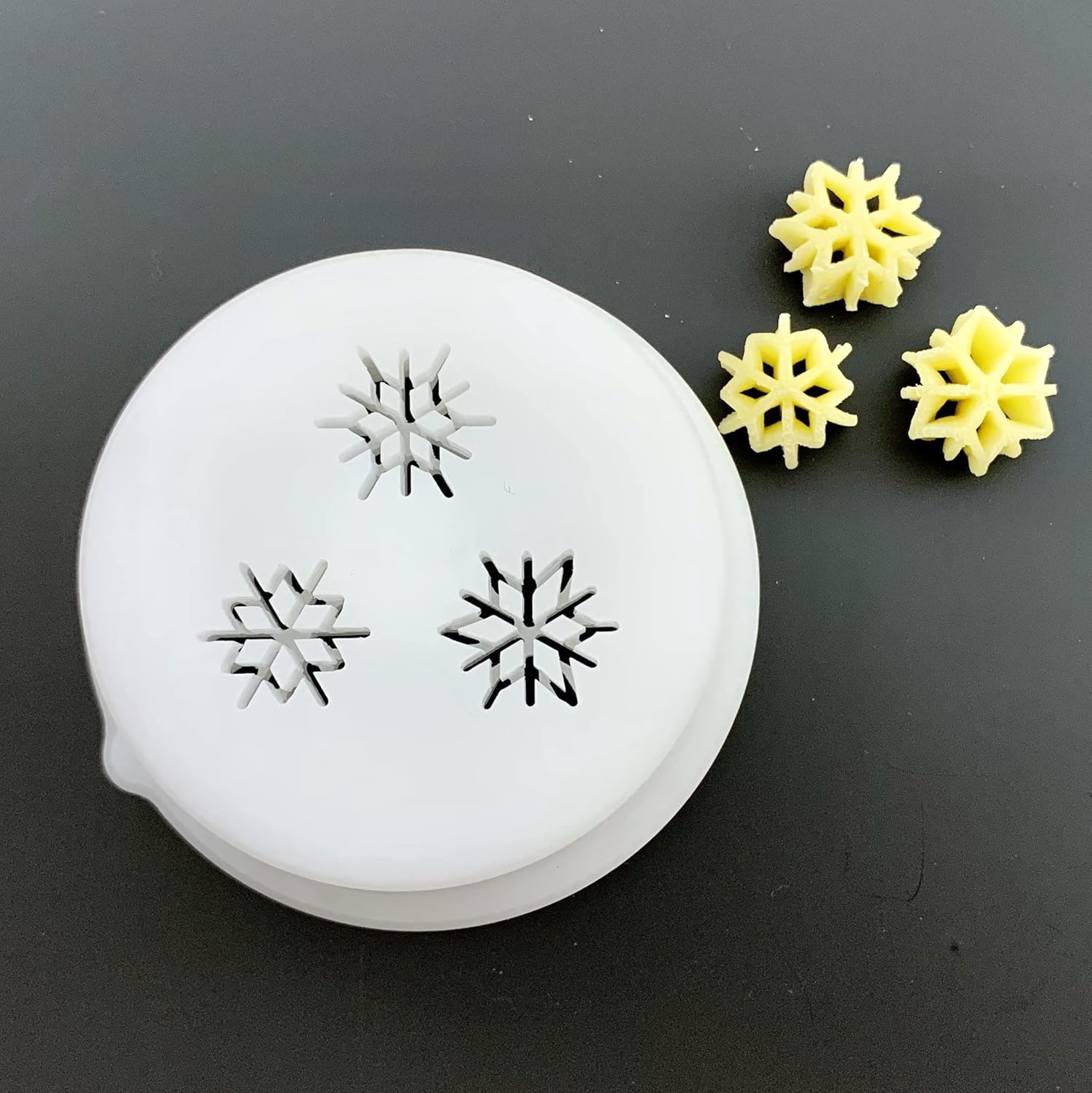 BNN - Advance/Series 7000 - Mickey Minnie Animal Flake Thickness 1 mm - Pasta Disc compatible with Philips Pasta Maker Avance/Series 7000 (Flake N°1)