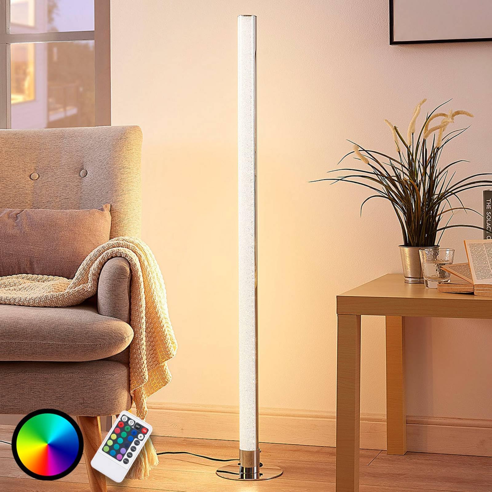 LED Lámpara de pie 'Hadis' (Moderno) en Plateado hecho de Plástico e.o. para Salón & Comedor (1 llama,) de Lindby | lámpara de pie LED