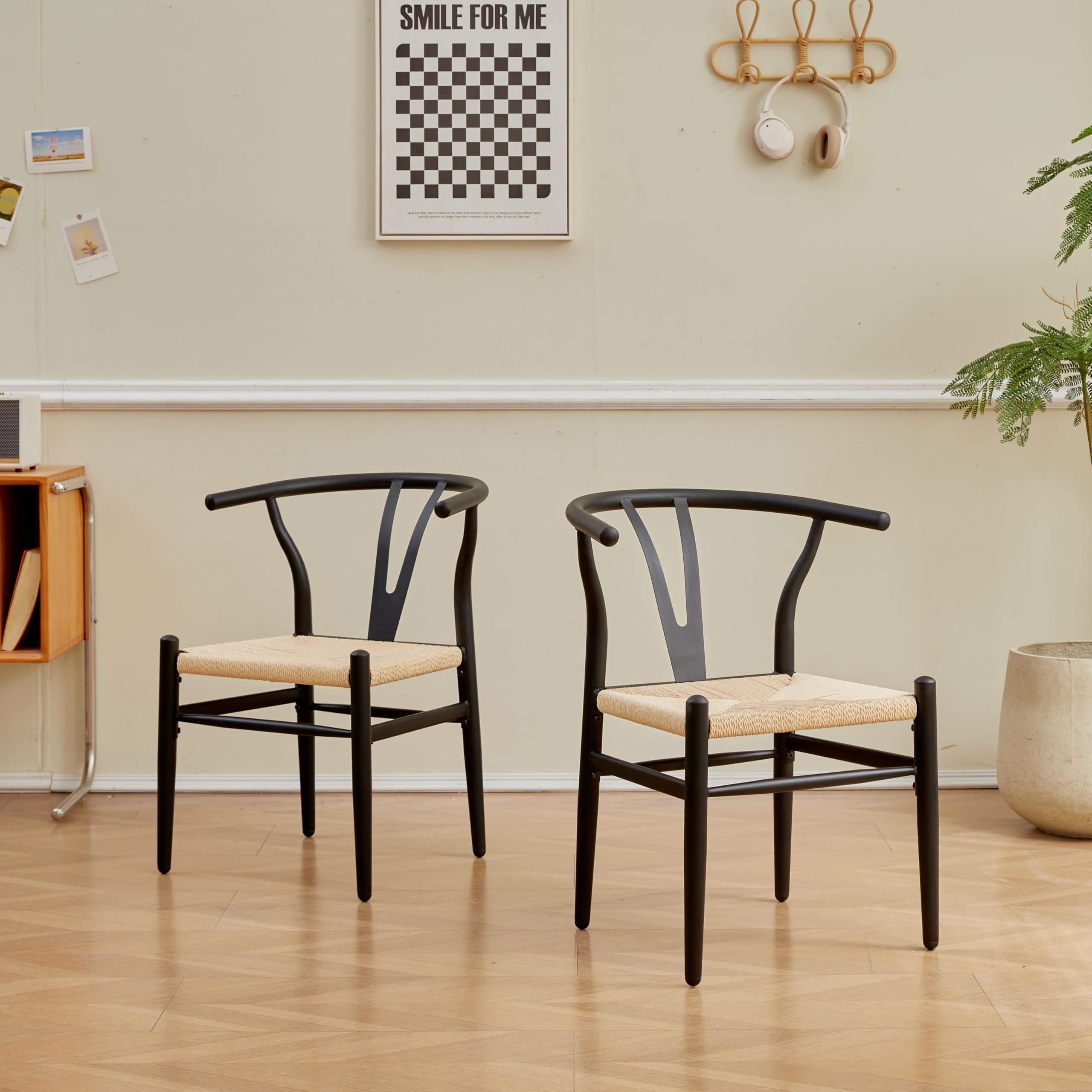 Set di 4 sedie da pranzo moderne in rattan intrecciato con gambe in metallo