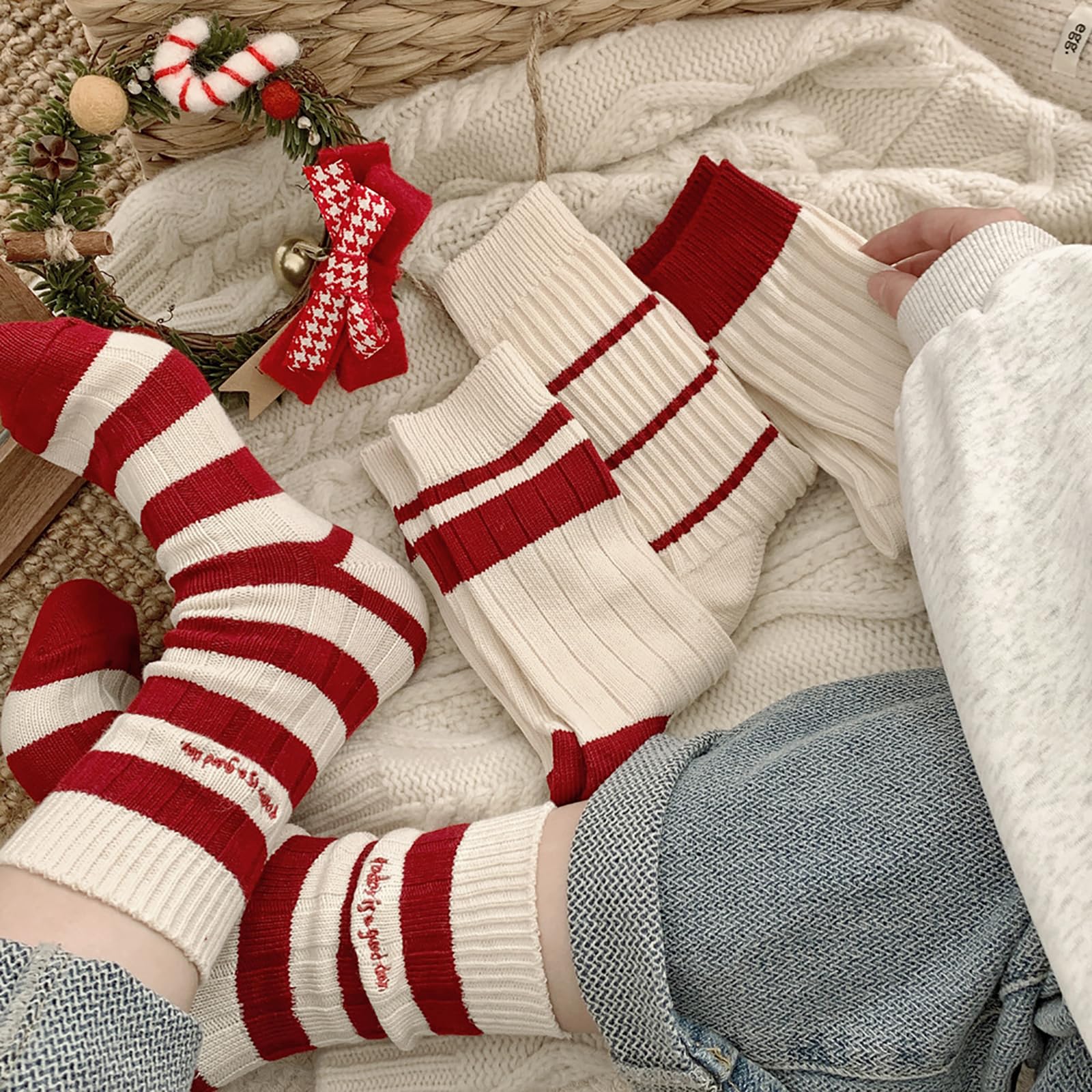 LUNCHS 4/5 Pairs Striped Socks for Women, Green & Red Striped Crew Socks, Cute Athletic Crew Socks for Women (4 pairs green,One Size)