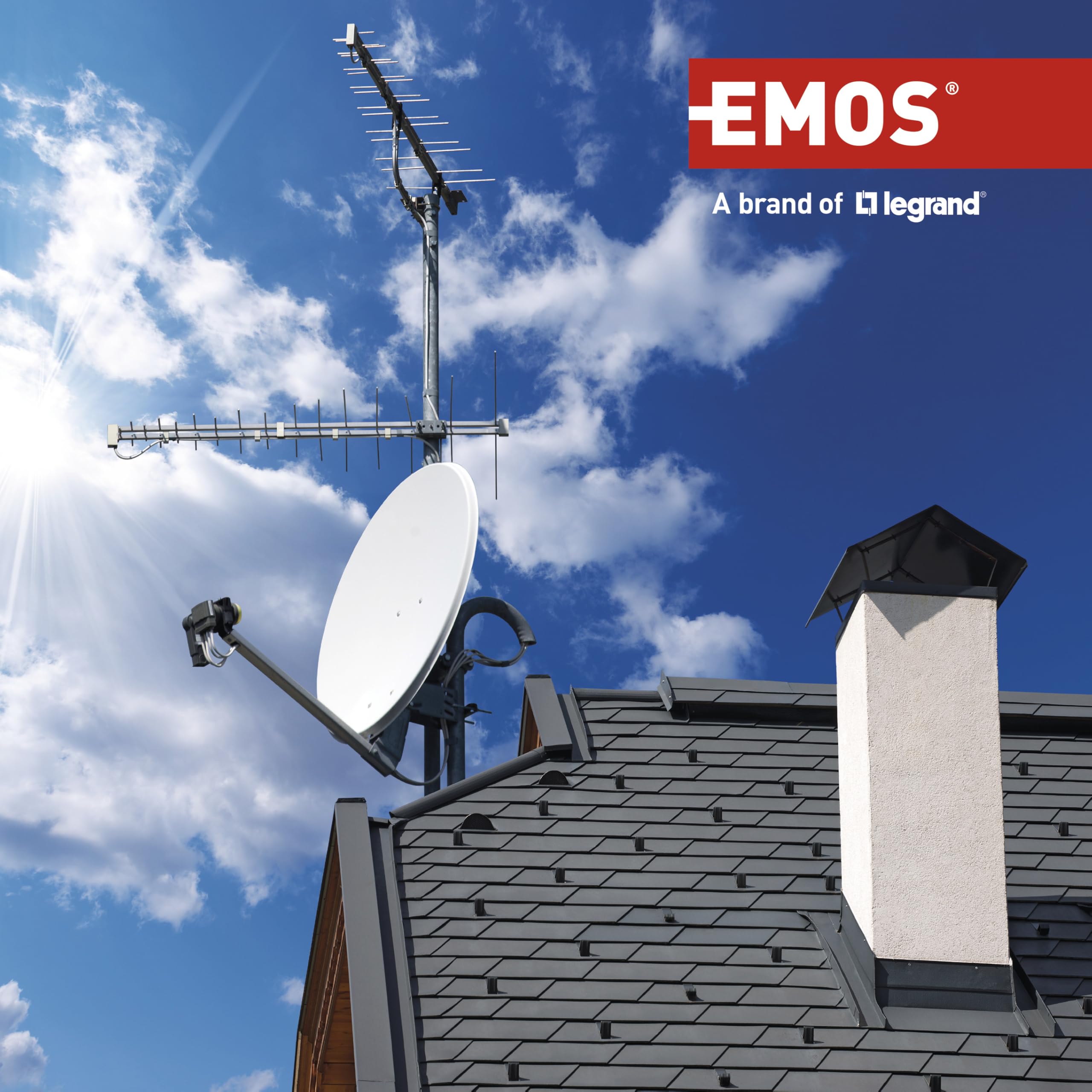 EMOS Kabel antenowy, przewód koncentryczny/abonencki, 15 m do telewizji cyfrowej, odbiornika TV, SAT | podwójnie ekranowany, 75 omów, złącza: wtyczka oraz gniazdo IEC, 1x prosty, 1x kątowy 90°