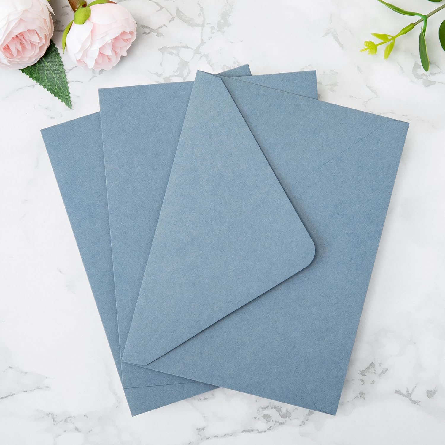 PONATIA 50 Pieces/lot A7 Envelopes, 5.25 X 7.25'' Matte Dusty Blue Envelopes Perfect For 5x7 Weddings Invitation Cards, Graduation, Acrylic Invitations, Photos (Pearl White Liner + Matte Dusty Blue)