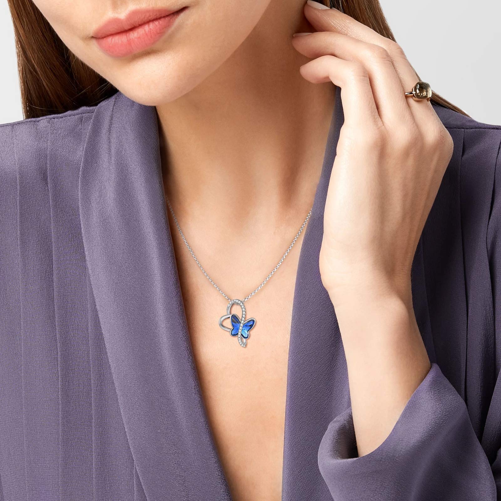 GEORGE · SMITH Collana Farfalla per Donna Ragazze, Collana Ciondolo Cuore Placcata Argento, Gioielli Regali San Valentino Natale per Donne (Blu)