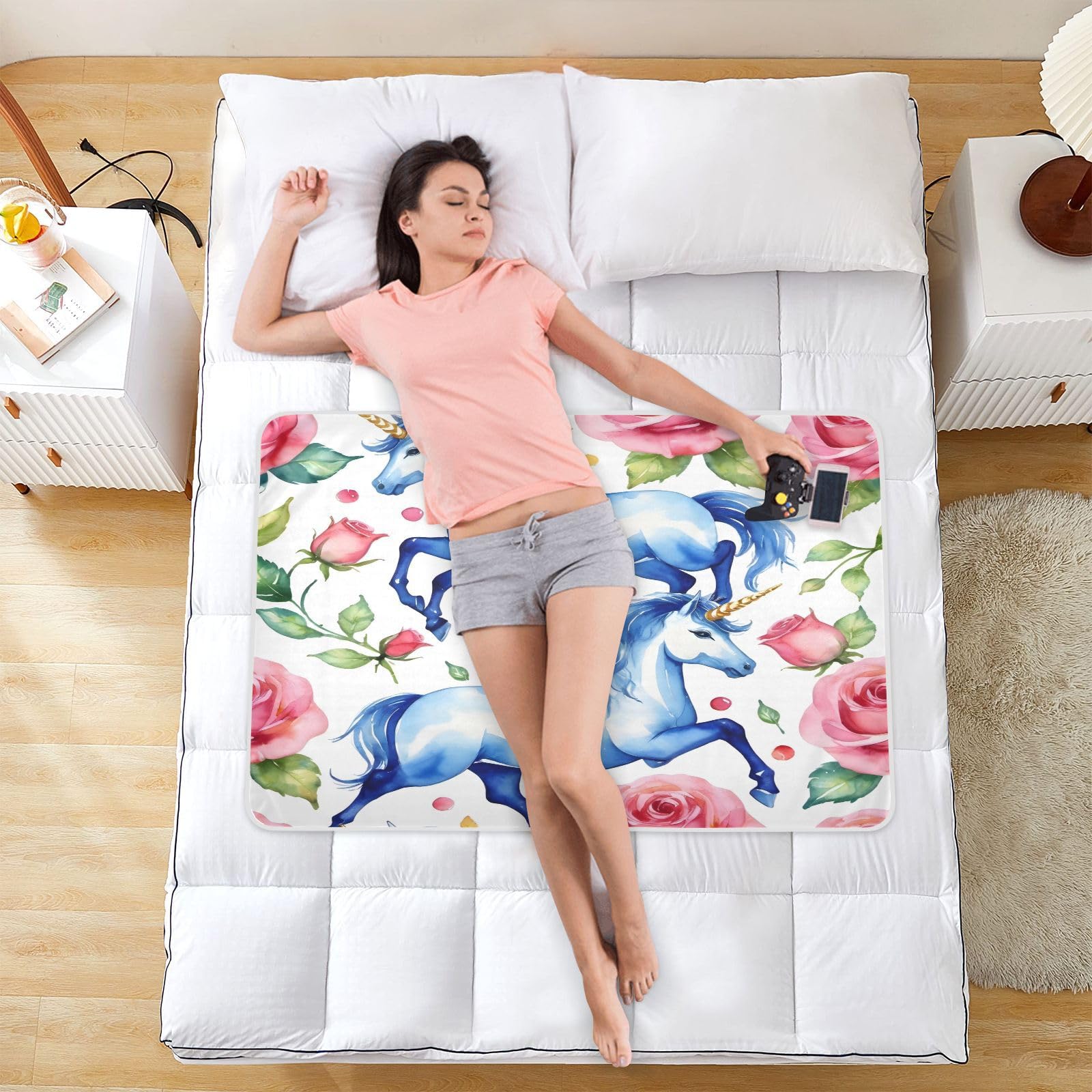 CEBUGI 34” x 52”Washable Underpads Heavy Absorbency Waterproof Incontinence Bed Pads Blue Horse Pee Pads for Adults Kids and Baby