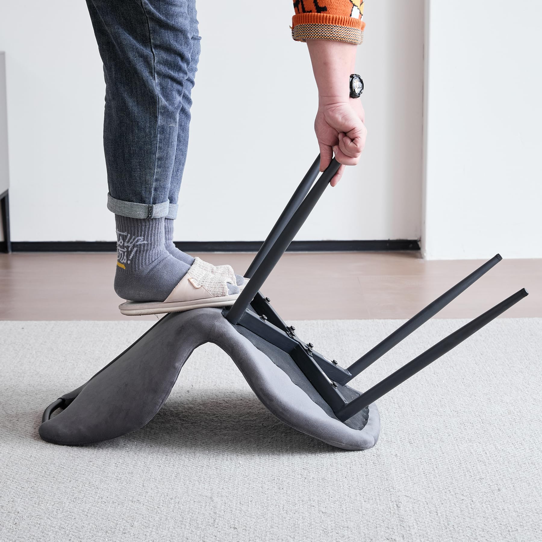 GrandCA HOME Juego de Mesa y Sillas de Comedor de 7 Piezas,Mesa Cuadrada de 140 cm,6 Silla de Comedor Tapizada en Terciopelo holandés,Adecuado para Cocinas,Comedores (Madera Clara+Gris)