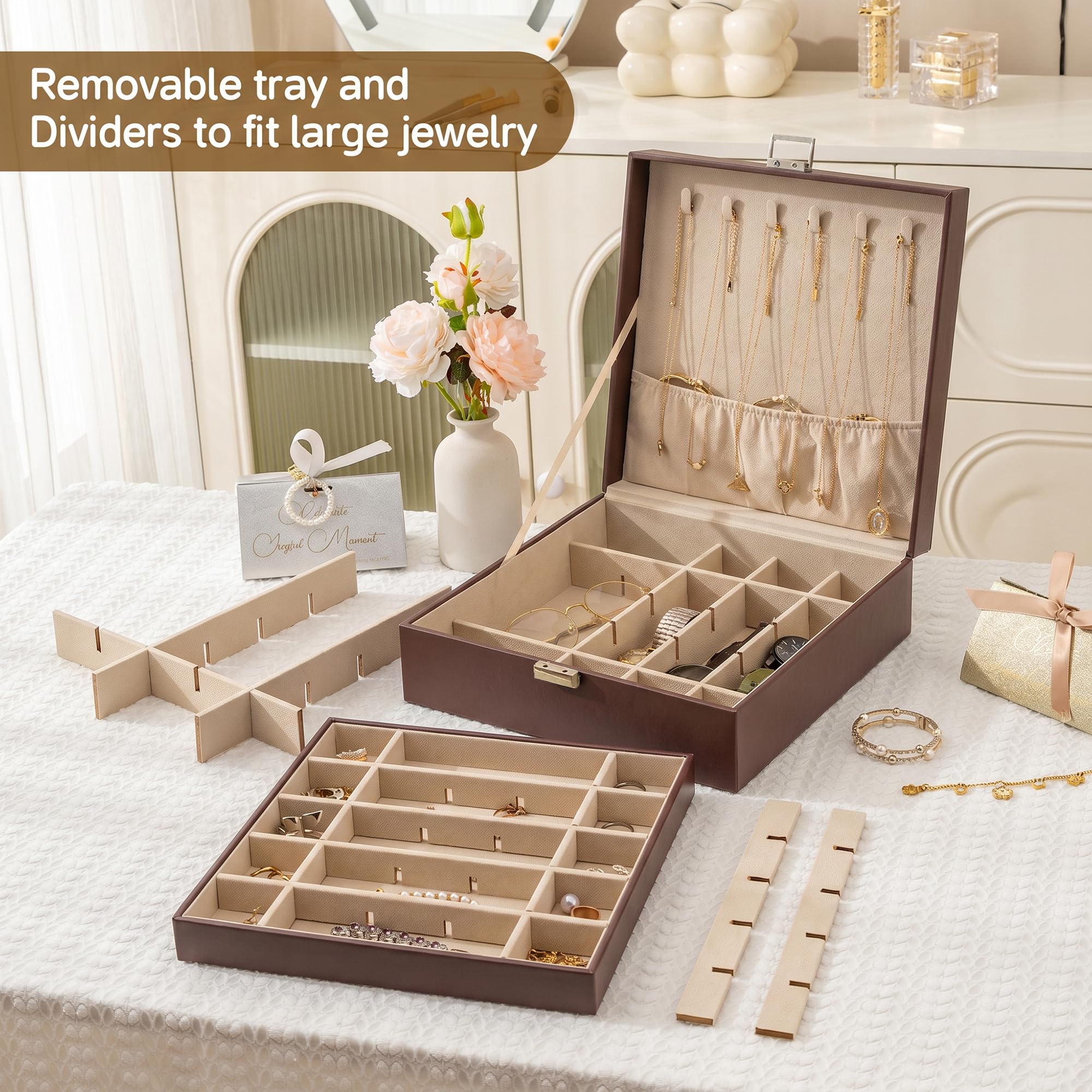 Frebeauty Klassische Schmuckschatulle, 50 Fächer, Ohrringaufbewahrung, zweilagig, mit 6 Haken für Halsketten und Armbandtasche (Dunkelbraun)