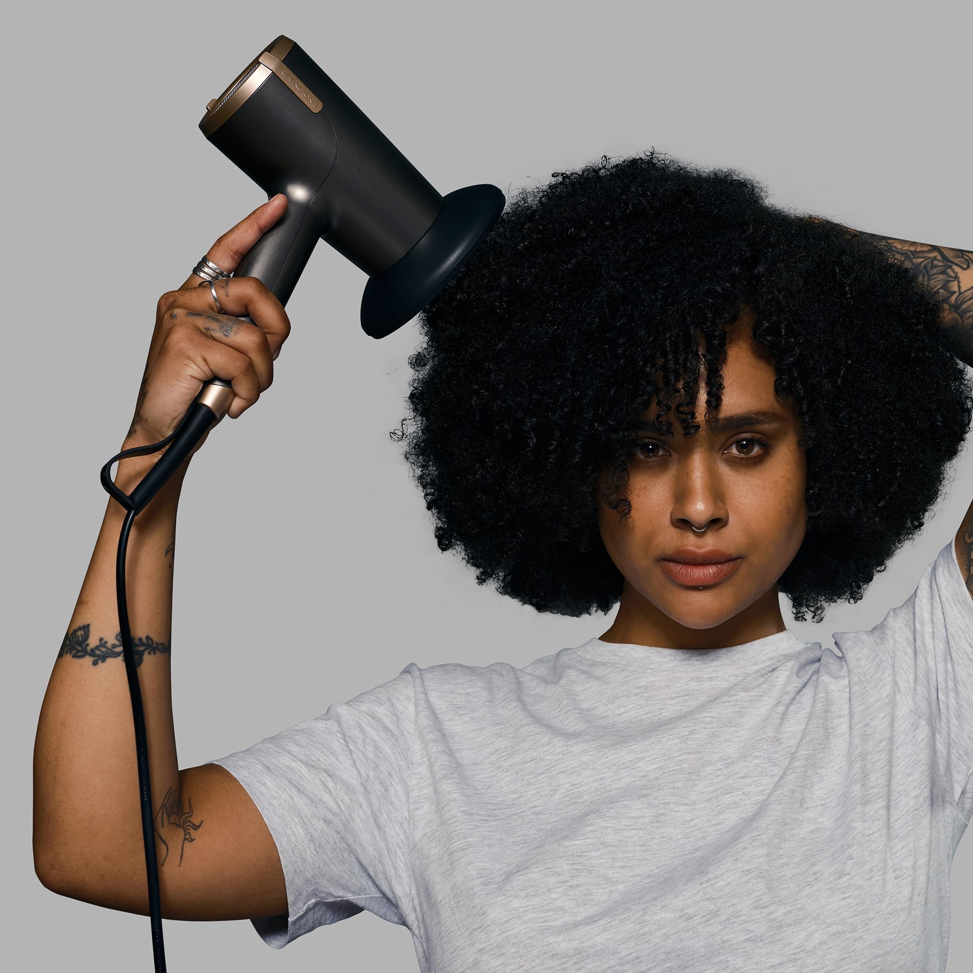Remington Secador de Pelo Professional ONE, sensor Thermacare para proteger cabello, iónico, 8 ajustes, 4 accesorios, reductor encrespamiento, neceser para guardar, D6078