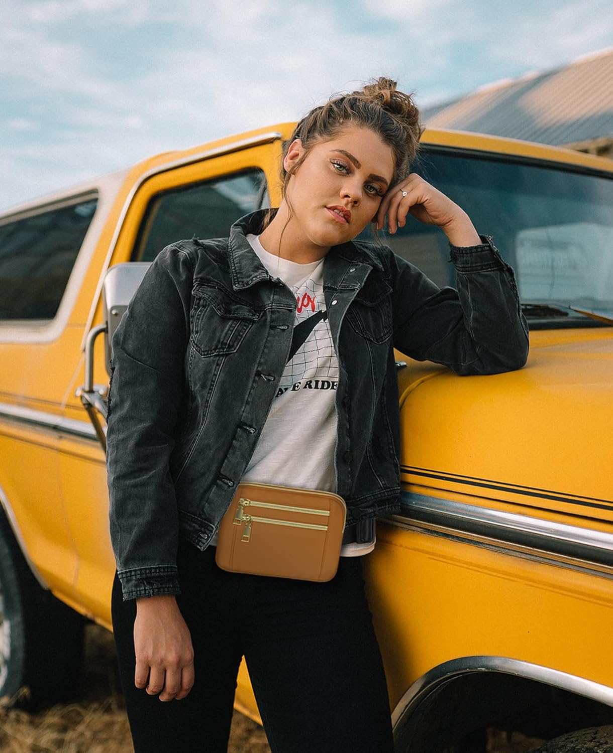 Capolo Fanny Packs for Women Fashion Waist Packs Bag with Adjustable Strap and 4 Zipper Pockets Waterproof Everywhere Crossbody Belt Bag for Workout Running Travelling(Brown) - Image 7