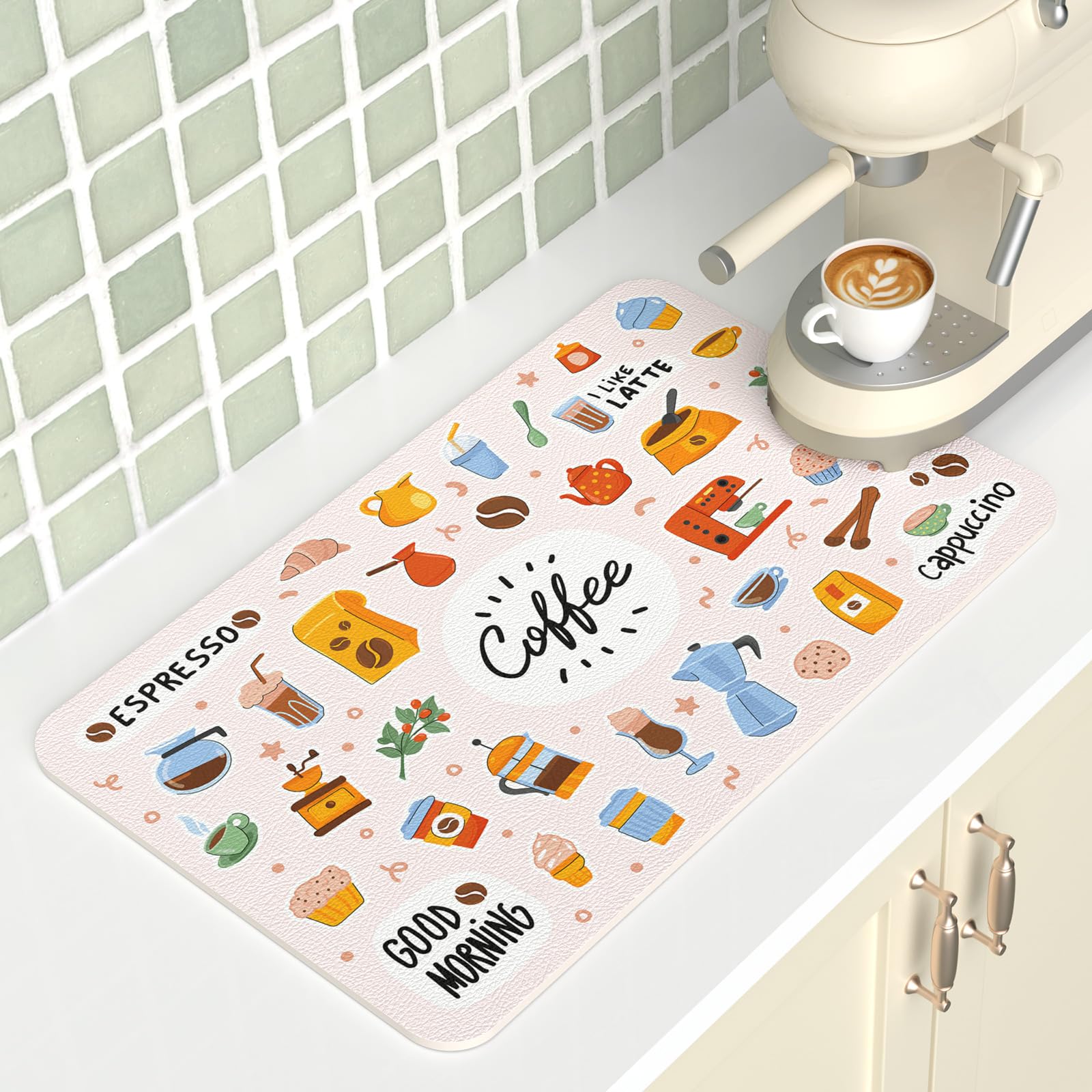 Tapete de café antimanchas que soluciona la humedad junto al fregadero de la cocina