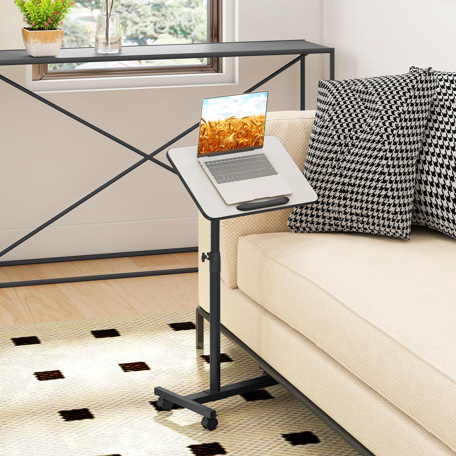 GIANTEX Tavolo da Letto per Laptop con Ruote Bloccabili, Altezza Regolabile e Rotazione 360°, Ideale per Piccoli Spazi, Ospedale, Soggiorno