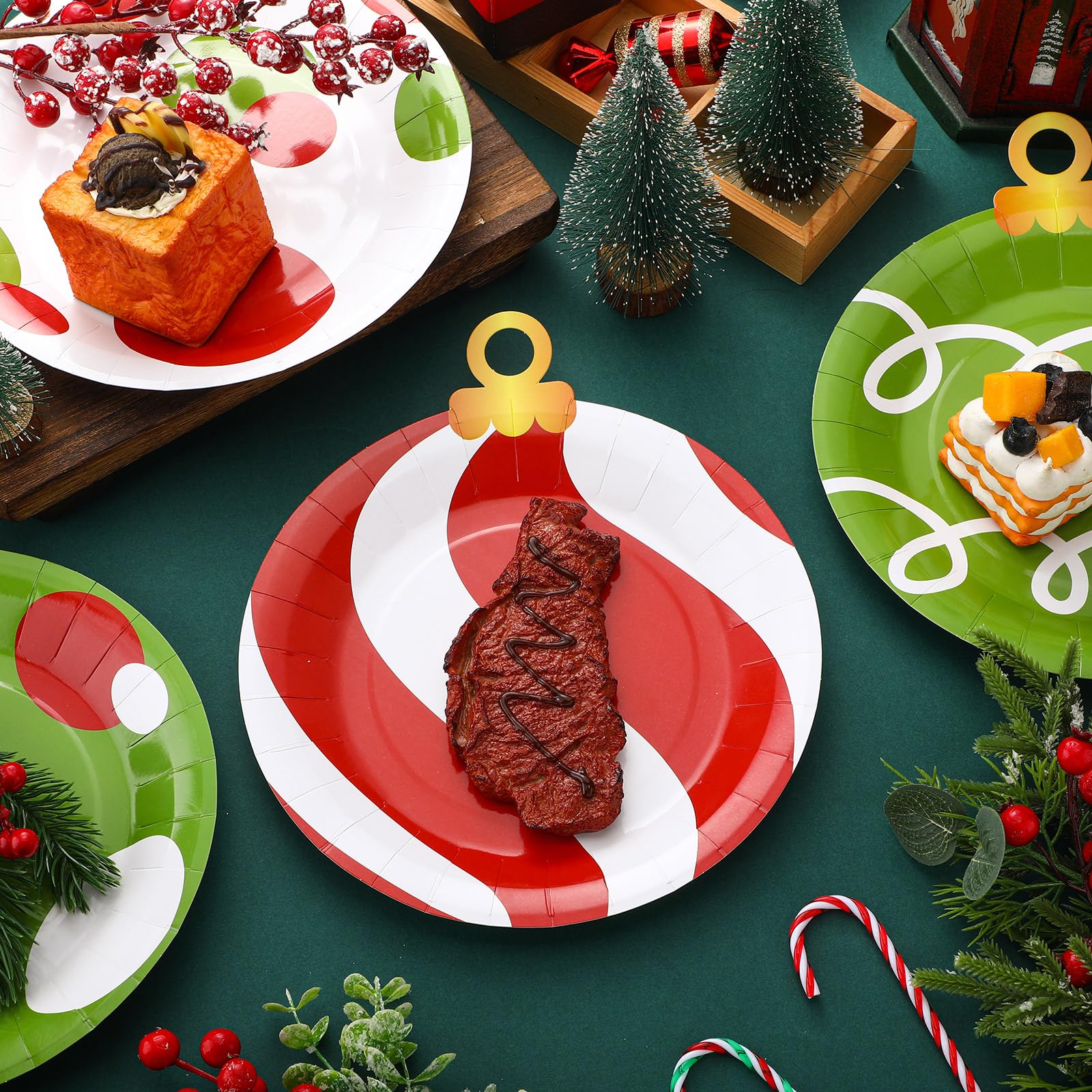 Amazon.co.jp: Sunnychicc クリスマスボール型紙皿 ペーパーディナー