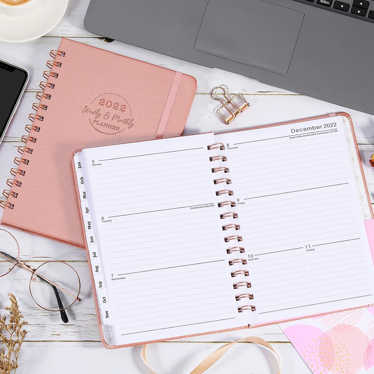 2022 Planner - Weekly & Monthly Planner with Monthly Tabs, 6.3" x 8.4", Flexible Cover with White Paper, January 2022-December 2022, Wirebound