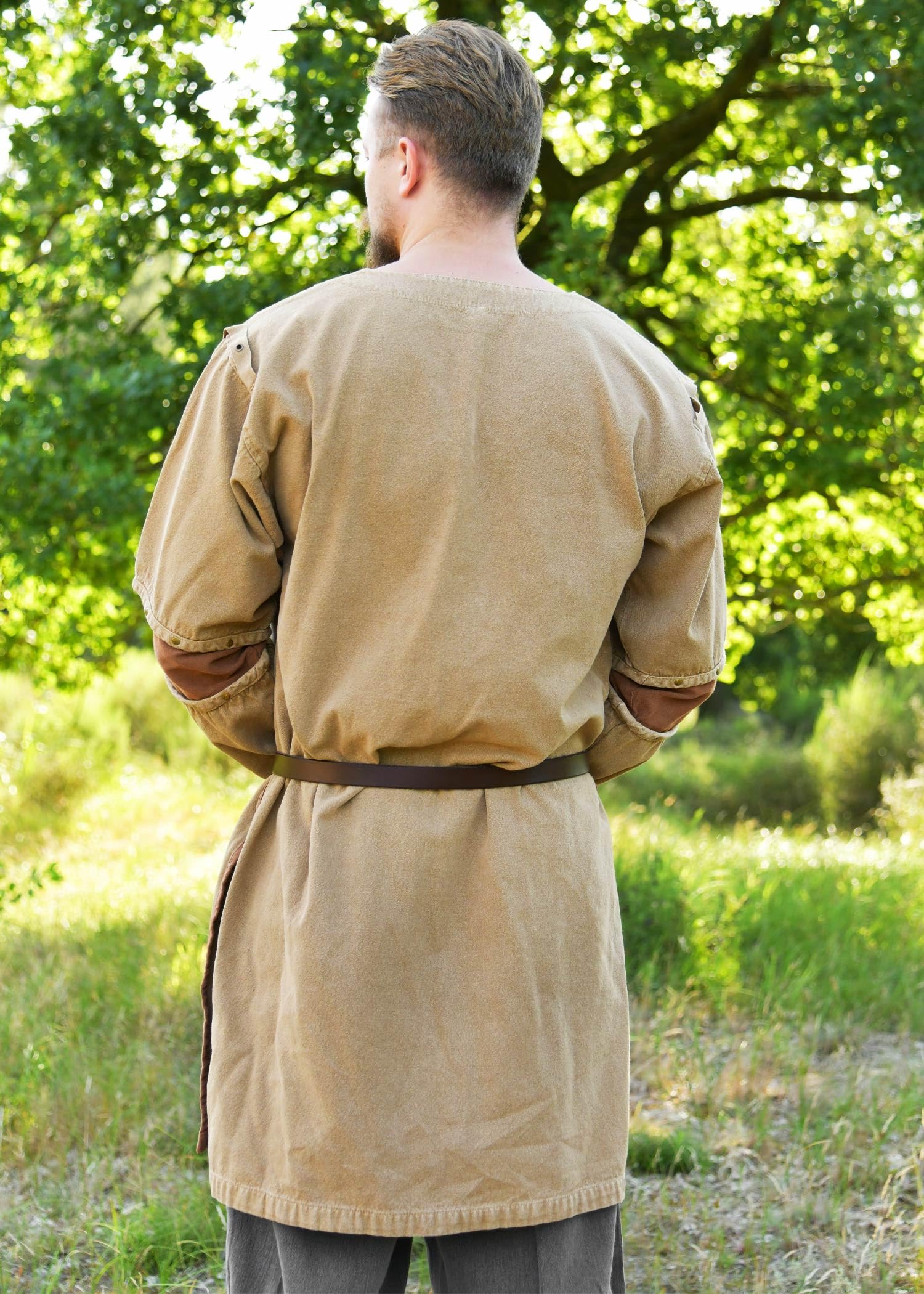 Battle-Merchant Wikinger Tunika Sigval im Used-Look | Mittelalter Hemd aus Baumwolle, Mittelalter Kleidung für Reenactment, LARP & Fantasy Cosplay