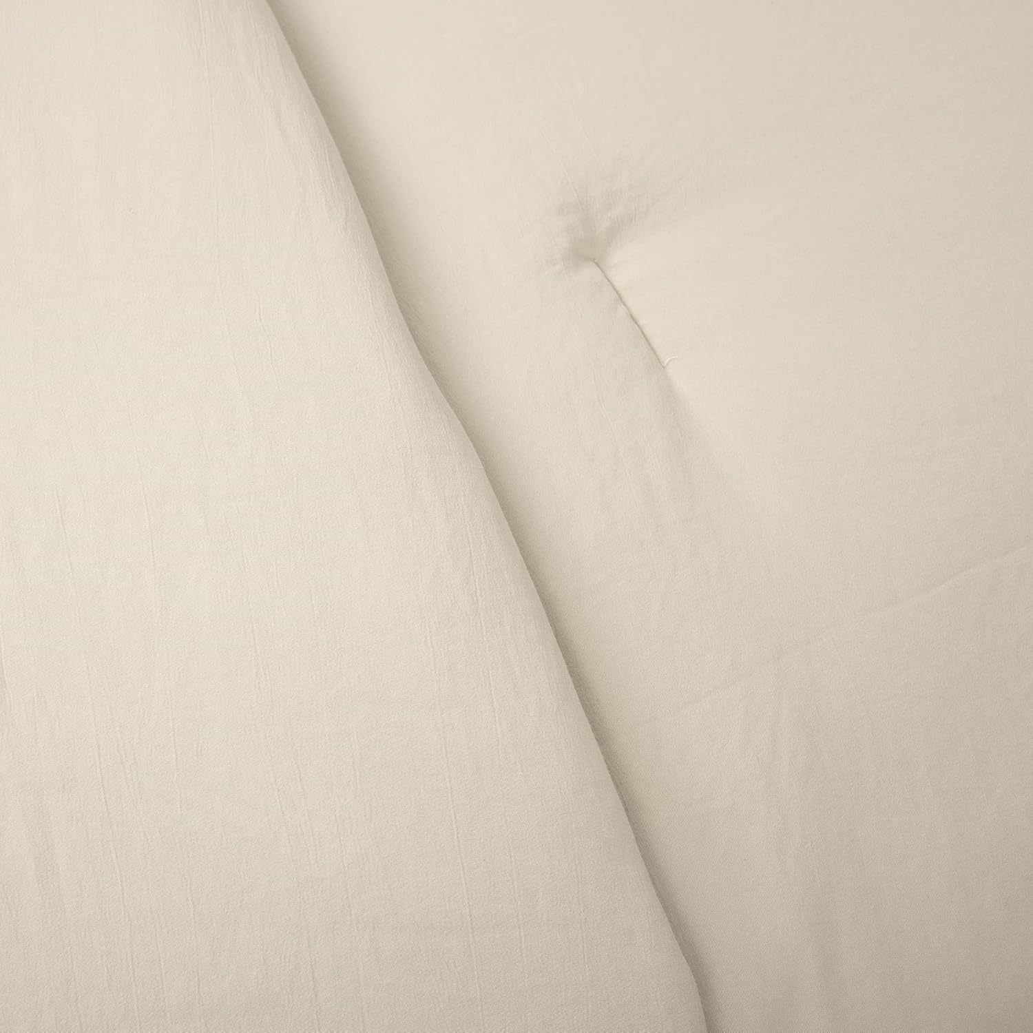 Lush Decor Reyna Ruffle Comforter Set - 2 Piece Twin Bedding Set - Elegance for Dorm Room - Twin XL, Wheat