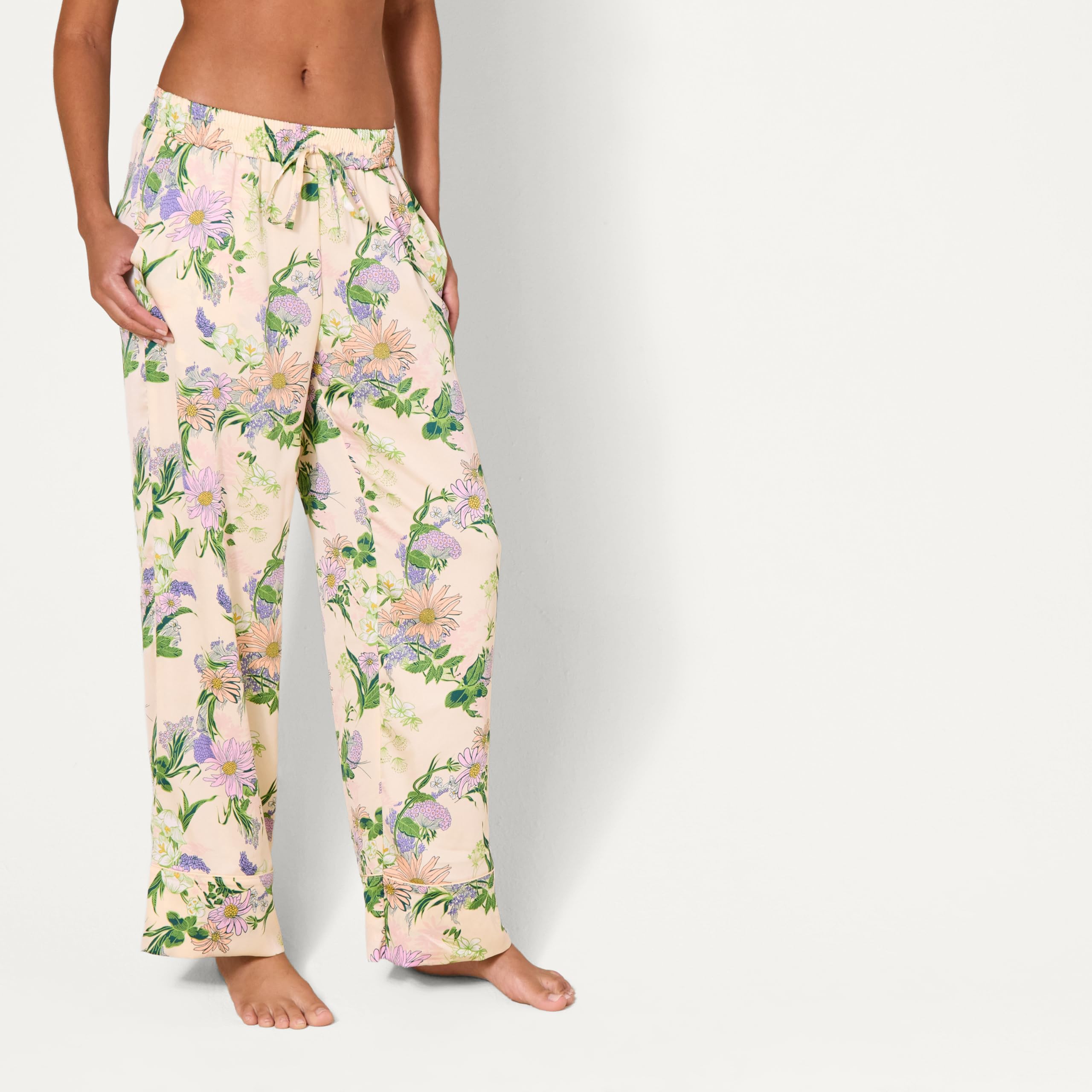 Amazon Essentials Pantalon de Pyjama en Satin à Coupe Classique Femme
