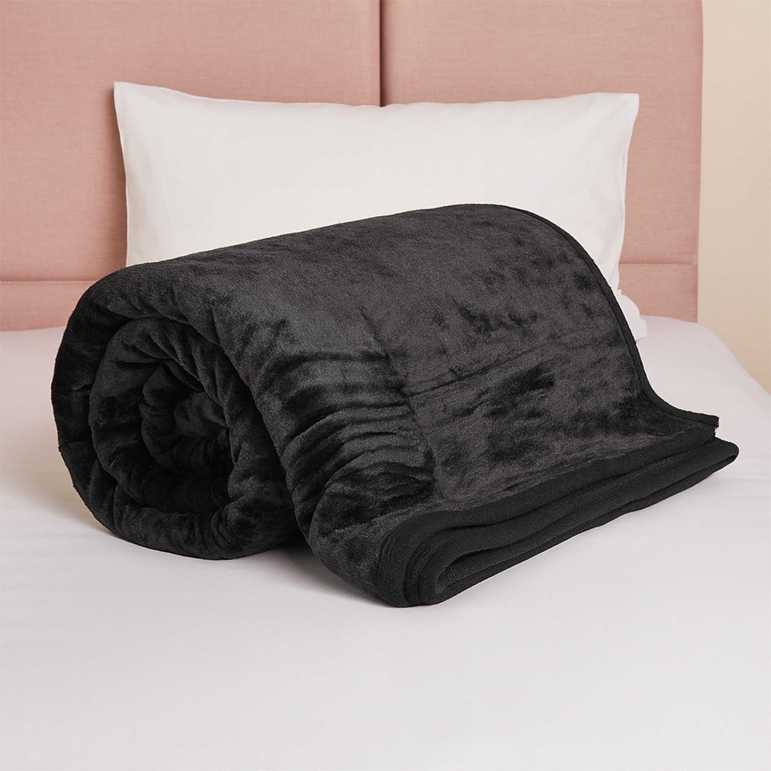 Luxury Black Fleece Blanket Double – Warm & Cozy Large Faux Fur Throw for Sofas & bed – Anti Allergy Blankets – Versatile Outdoor Large Blanket Throw Double (150cm x 200cm, Black)