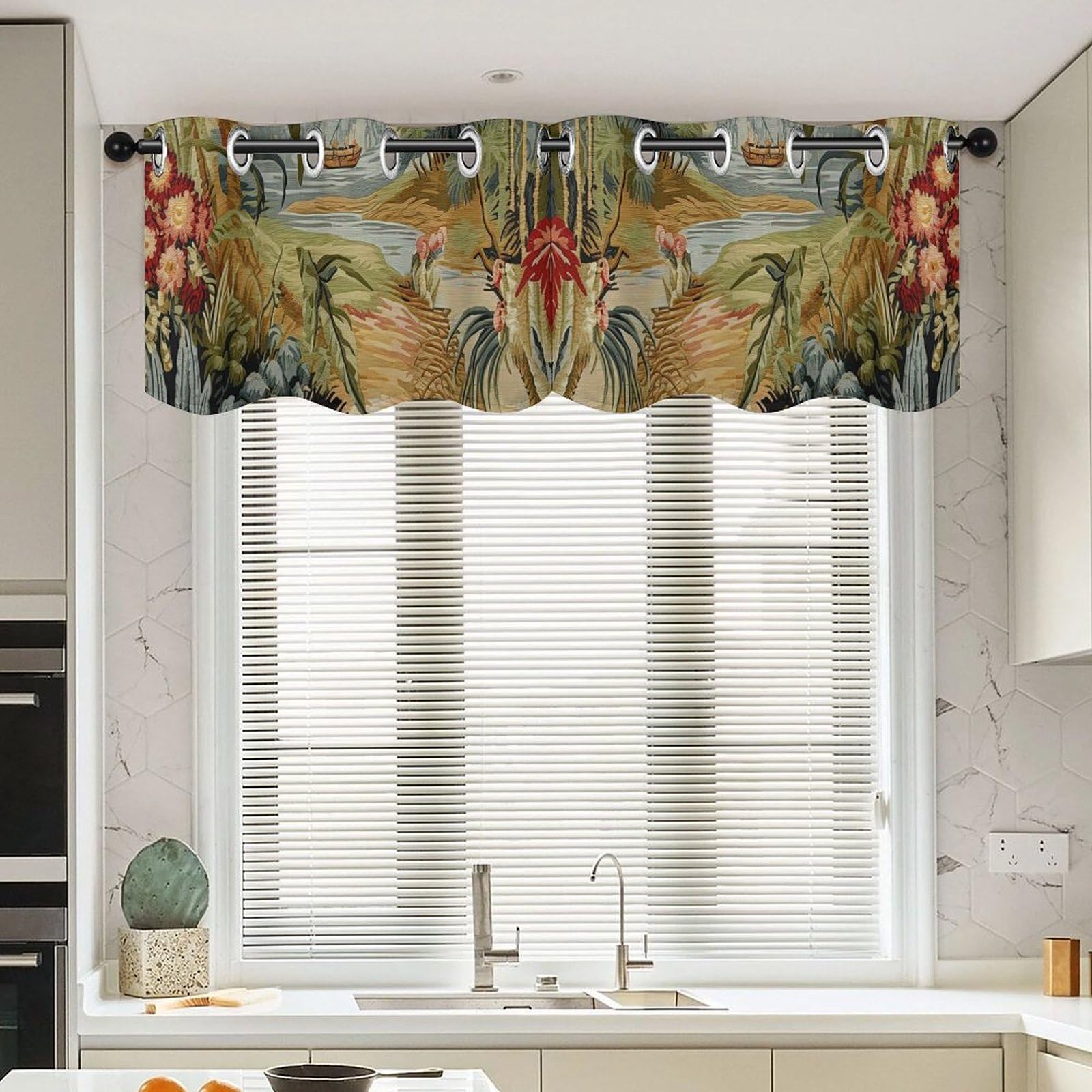 Cantonnière Chinoiserie Moore Manor 132x45,7 cm pour rideaux de salon