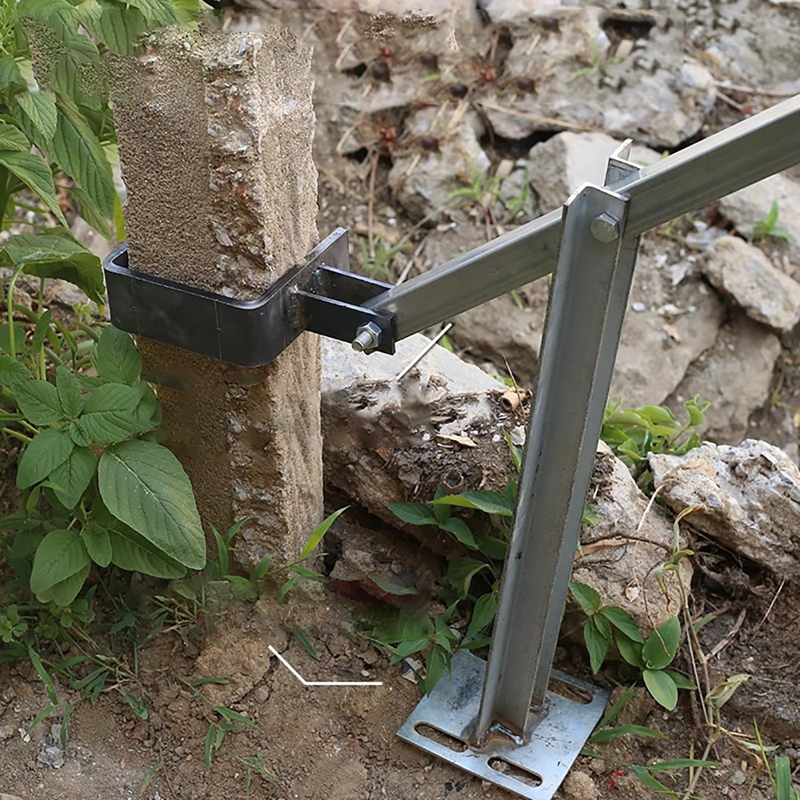 Jievmrs One Color Post Puller For Pulling Out Wood Posts, Heavy Duty Concrete Post Pulling Tool Fence Post Puller Leverage, Stand Up Stake/Stump Remover Tools(Large)