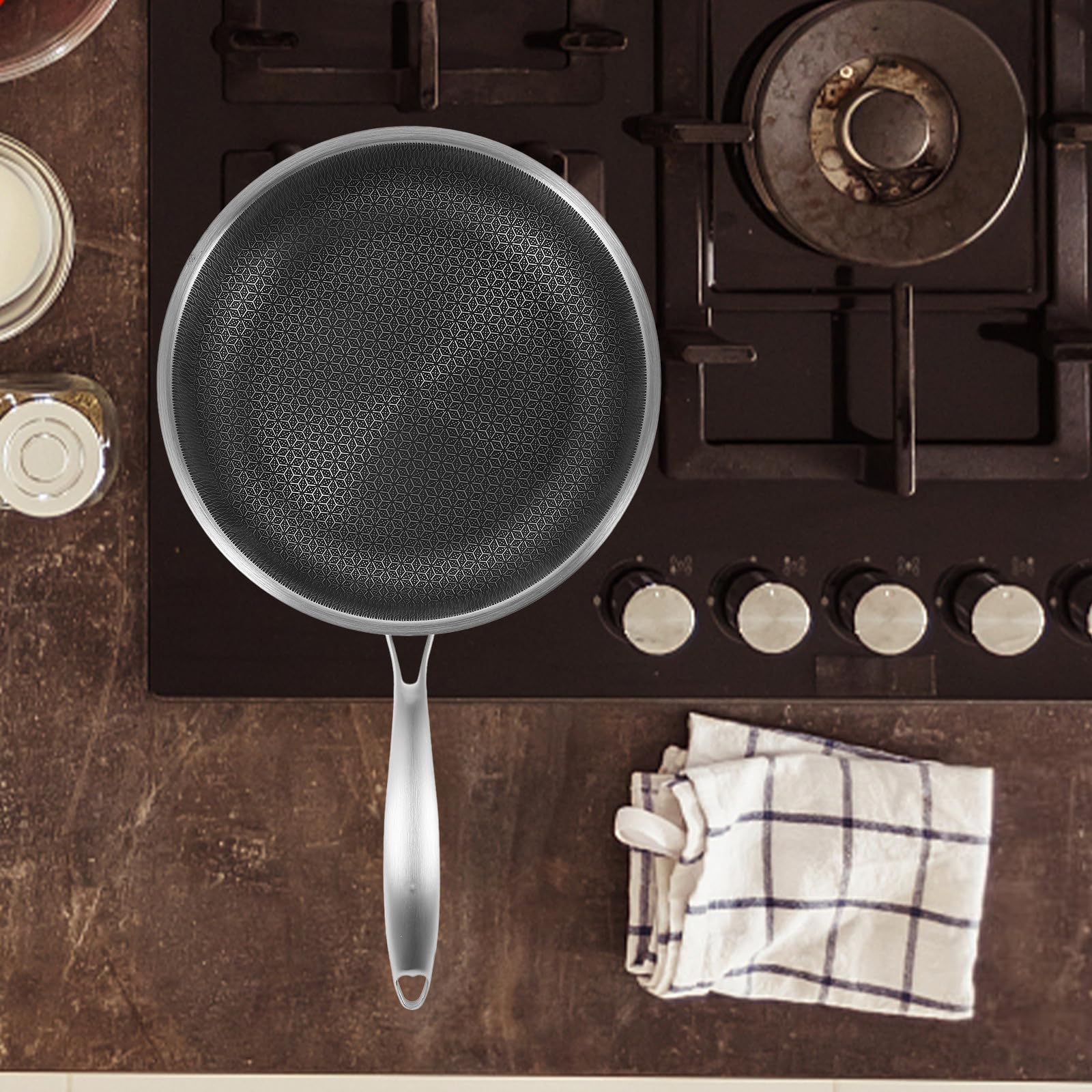 Wok Design Semplice per Superficie a Nido D'ape e in Acciaio Inossidabile Padella Antiaderente, Manico Ergonomico Linee Eleganti Cucina Griglia