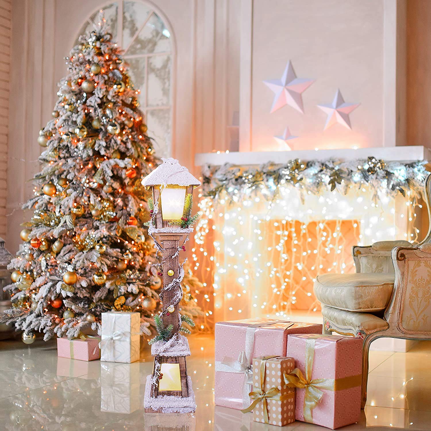 Lampione Natalizio in Legno h. 85 cm Bianco innevato con Luci LED Base 16x16cm Alimentazione a Batteria Decorazione Natalizia Babbo Natale