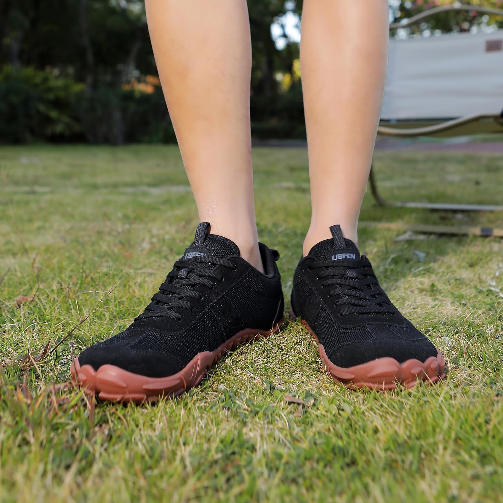 UBFEN Zapatillas Barefoot Hombre Mujer Minimalistas Zapatillas de Deporte Ligeras Comodidad para Trail Running Senderismo y Gym Negro 43 EU