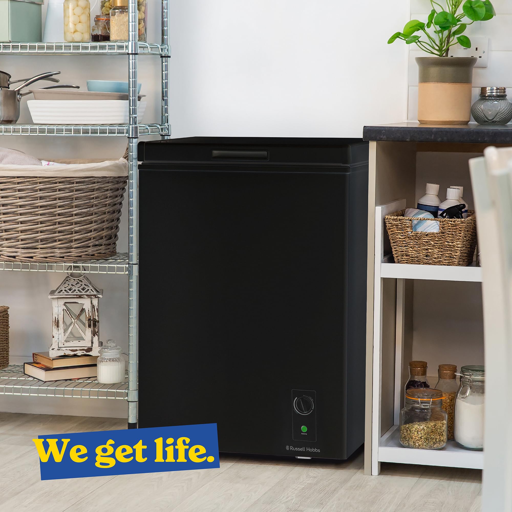 Russell Hobbs White Chest Freezer 198L Freestanding with 5 Year Warranty, Adjustable Thermostat, Chill or Freeze Function, 4 Star Freezer Rating & Suitable for Outbuildings & Garages RH198CF0E1W — view 44
