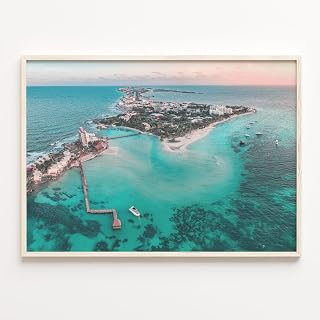 Isla Mujeres Colorful Poster Print, Isla Mujeres Photo Wall Art, Isla Mujeres Decor, Isla Mujeres Travel Print, Street Poster, C18-372