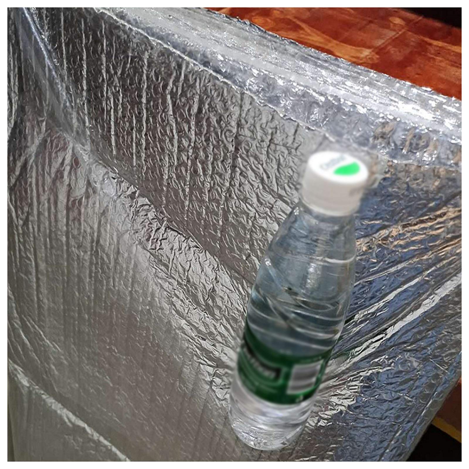Lamina Isolante Termoriflettente, Pannelli Riflettenti Termosifoni, Rotolo Isolante in Bolle, Foglio Isolamento Termico, Barriera al Vapore Protegge Freddo Caldo, Pannelli Coibentati per Coperture ( S