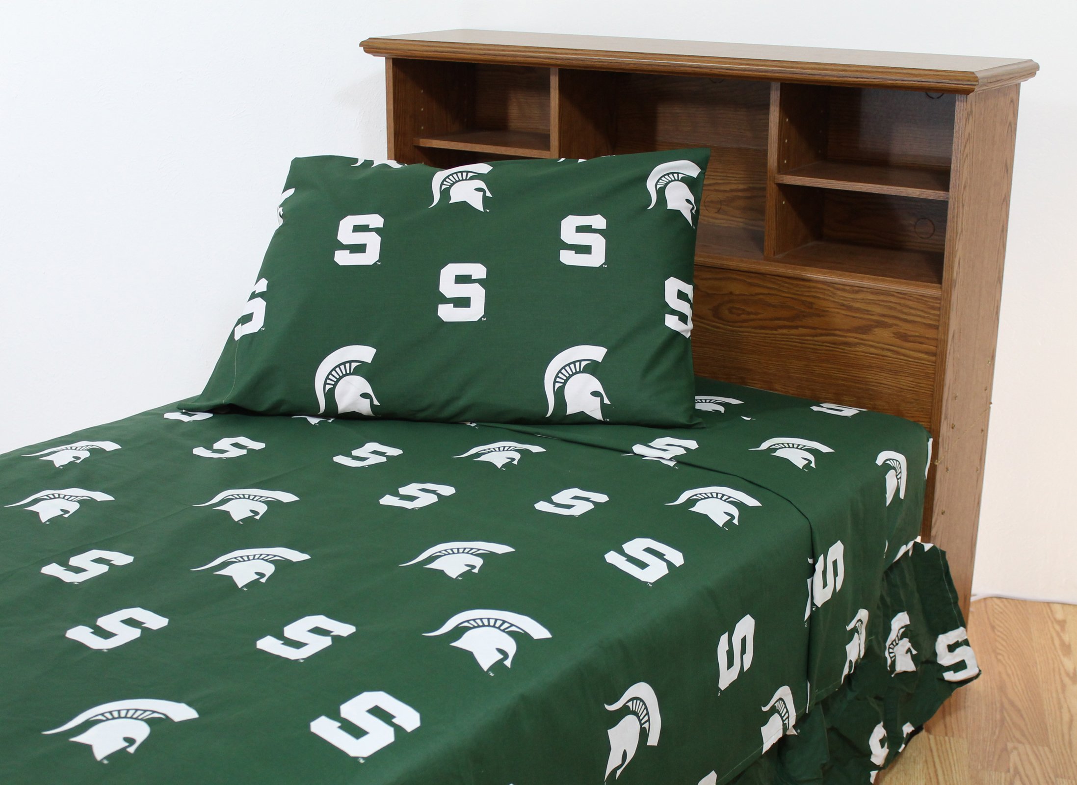 College Covers Everything Comfy Michigan State Spartans King Sized 4 Piece Sheet Set, Team Color Background, 1 Flat Sheet, 1 Fitted Sheet, 2