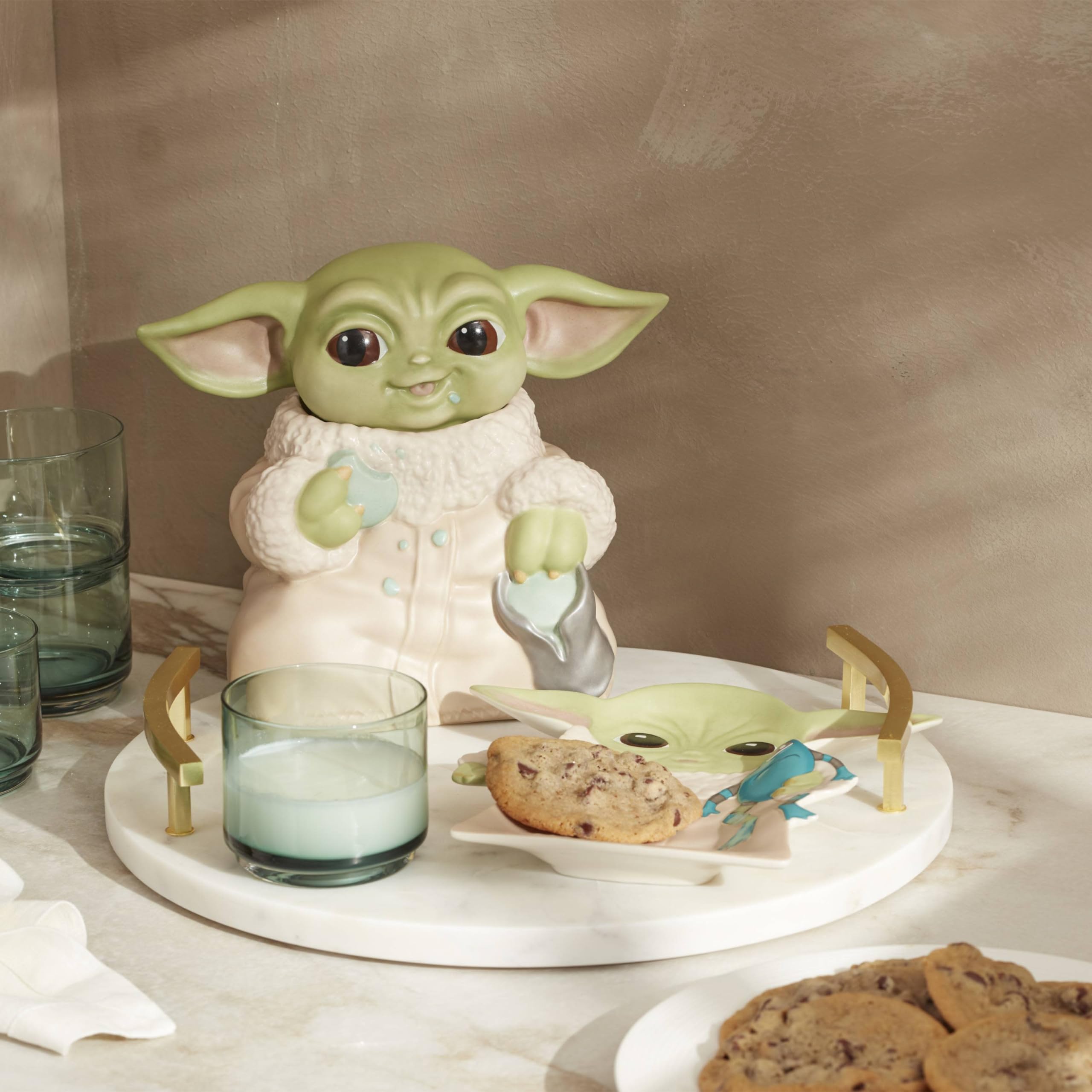 Amazon.com: Lenox 896106 Grogu Figural Cookie Jar : Everything Else