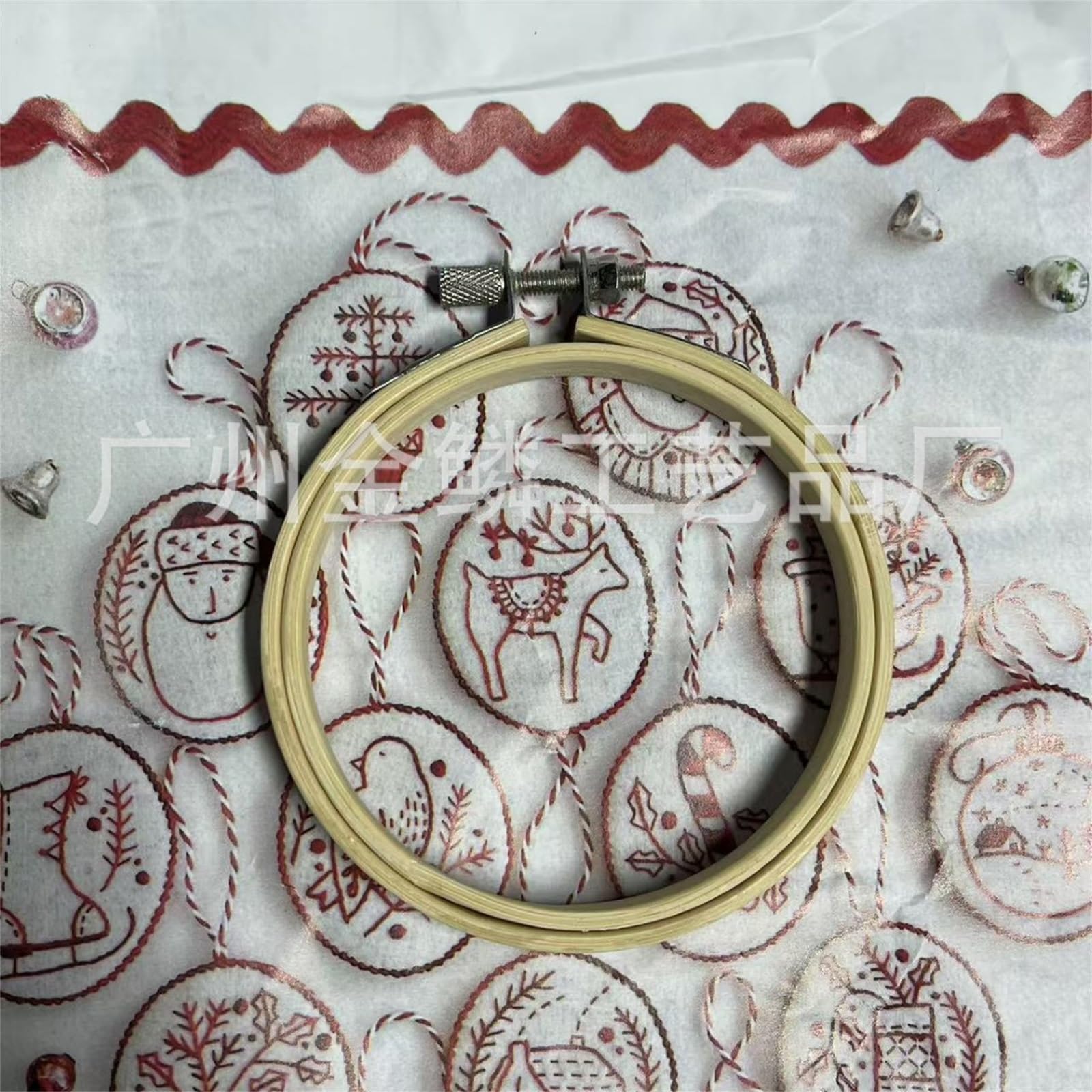 DIY Embroidery Christmas Ornament Kits - Heart Embroidery Christmas Decoration, Hand Embroidery Christmas Tree Hanging Ornaments, Christmas Ornament Kits -Embroidery Hoop
