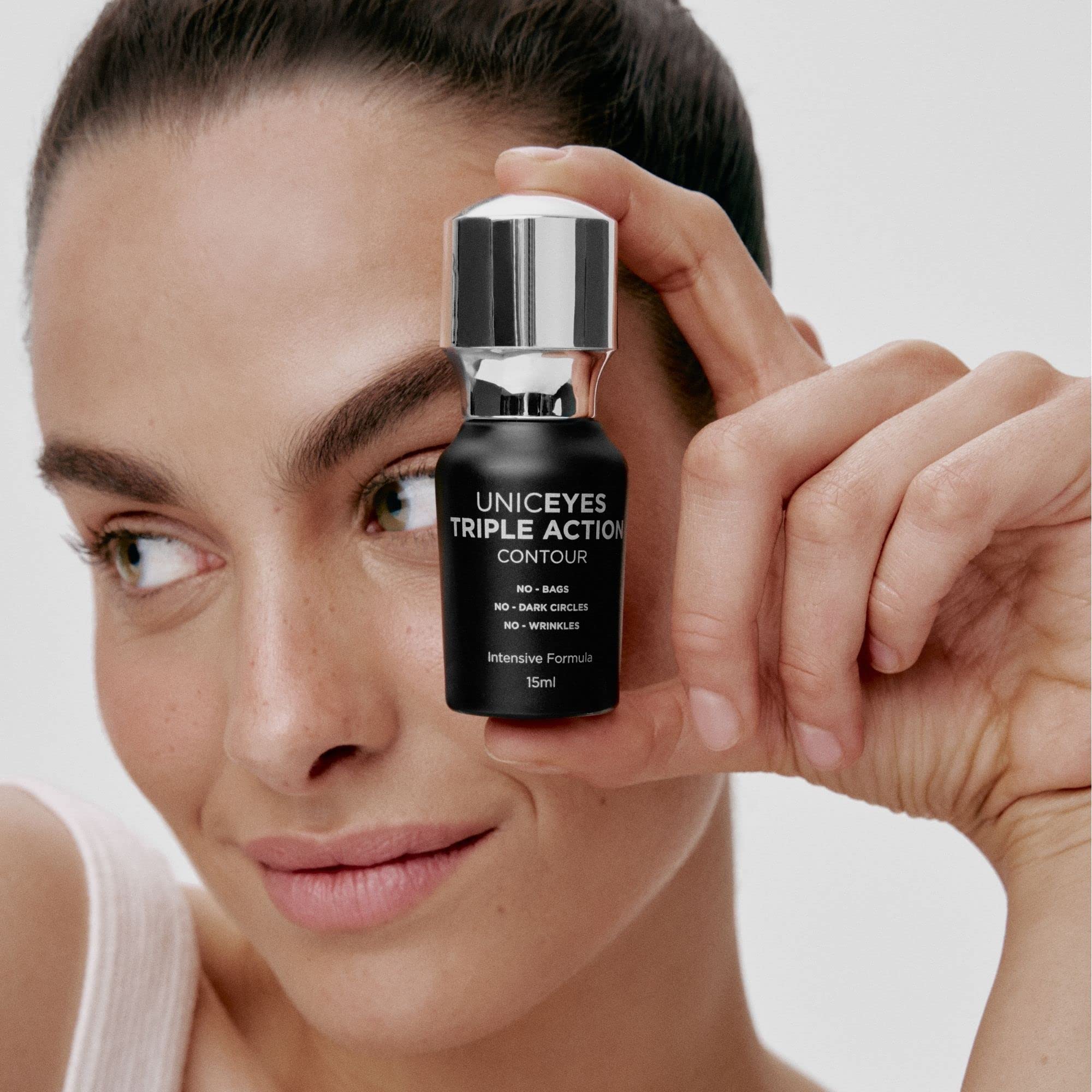 UNICSKIN - Crema Antiarrugas para el Contorno de los Ojos y Labios - Uniceyes Triple Action - 15 ml - Ayuda a Reducir Bolsas y Ojeras - Efecto Calmante - Acción Antiinflamatoria