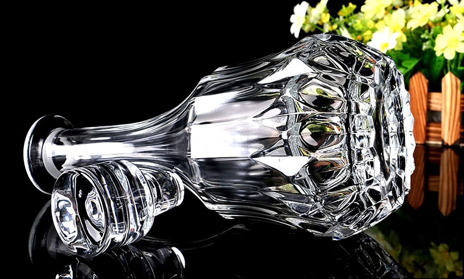 Flash Deals - 50% OFF Crystal Wine Decanter with Stopper - Elegant Glass Decanter for liquor, Whiskey, Vodka - Vintage Whiskey Decanter