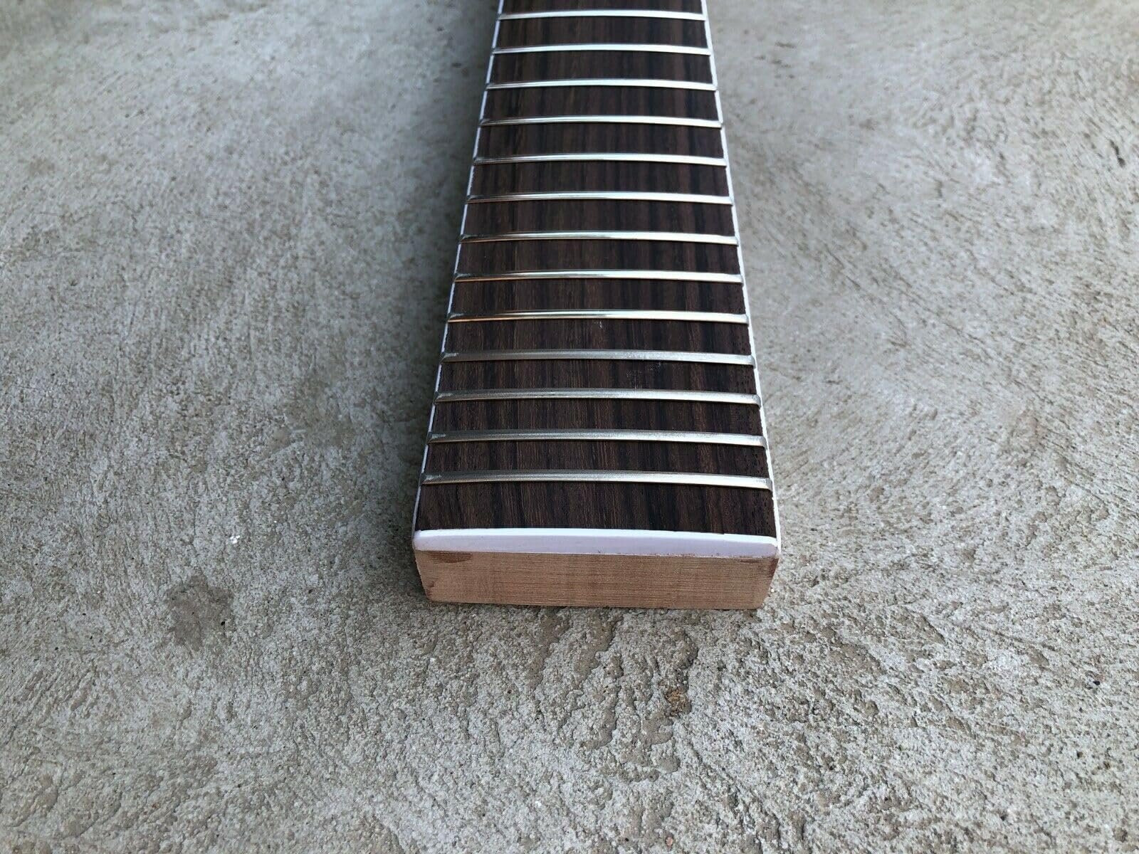 Chitarra elettrica a 7 corde con manico in mogano 24 tasti, tastiera in palissandro da 25,5 pollici(6String24.75Scale)