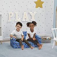 Vista 2 de Delta Children Cozee - Sofá 2 en 1 extra ancho convertible a tumbona, cómodo sofá abatible para niños, camuflaje azul
