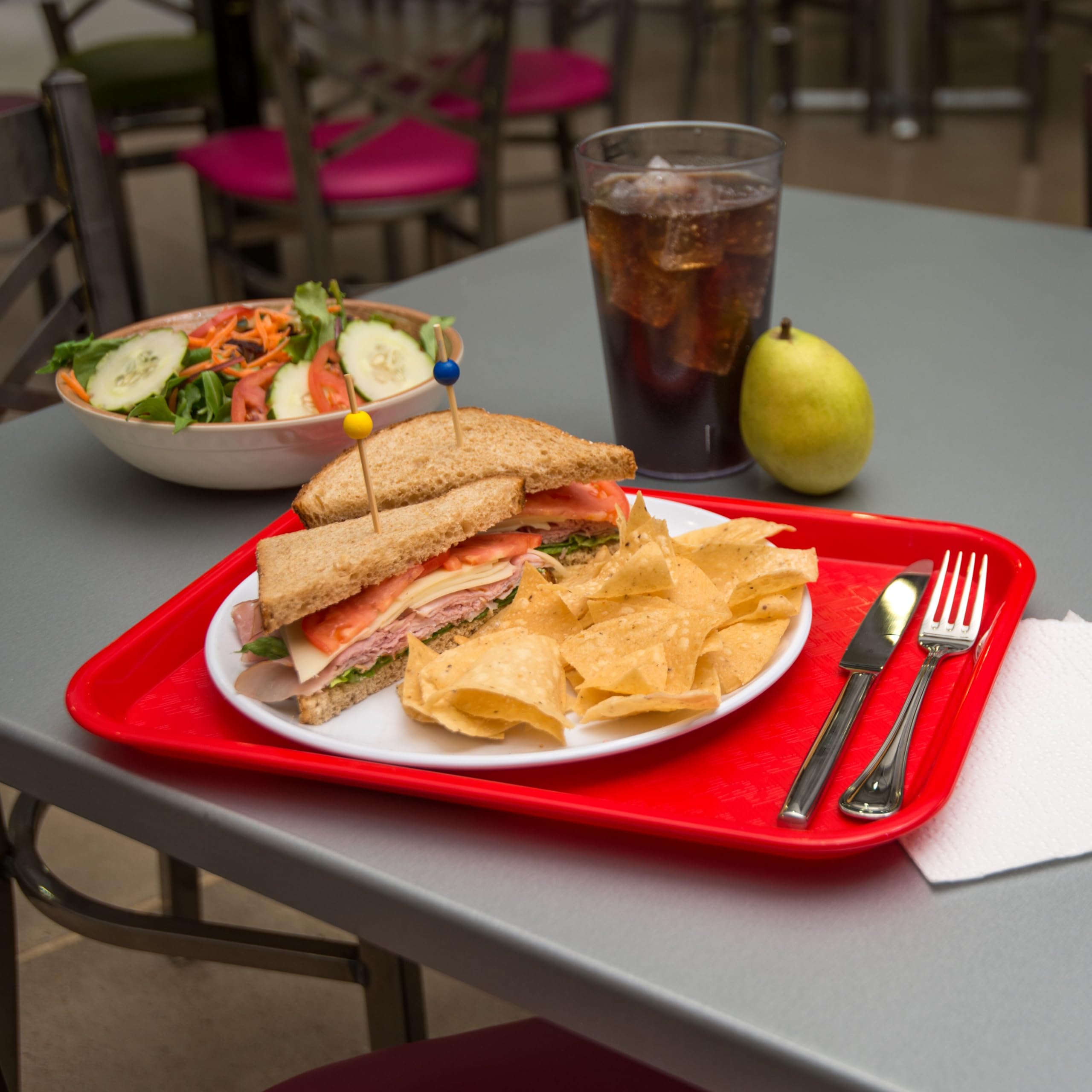Carlisle FoodService Products CT101405 Bandeja de Plástico Estándar para Cafetería/Comida Rápida, Certificada NSF, Libre de BPA, 35X25 cm, Rojo (Paquete de 24)