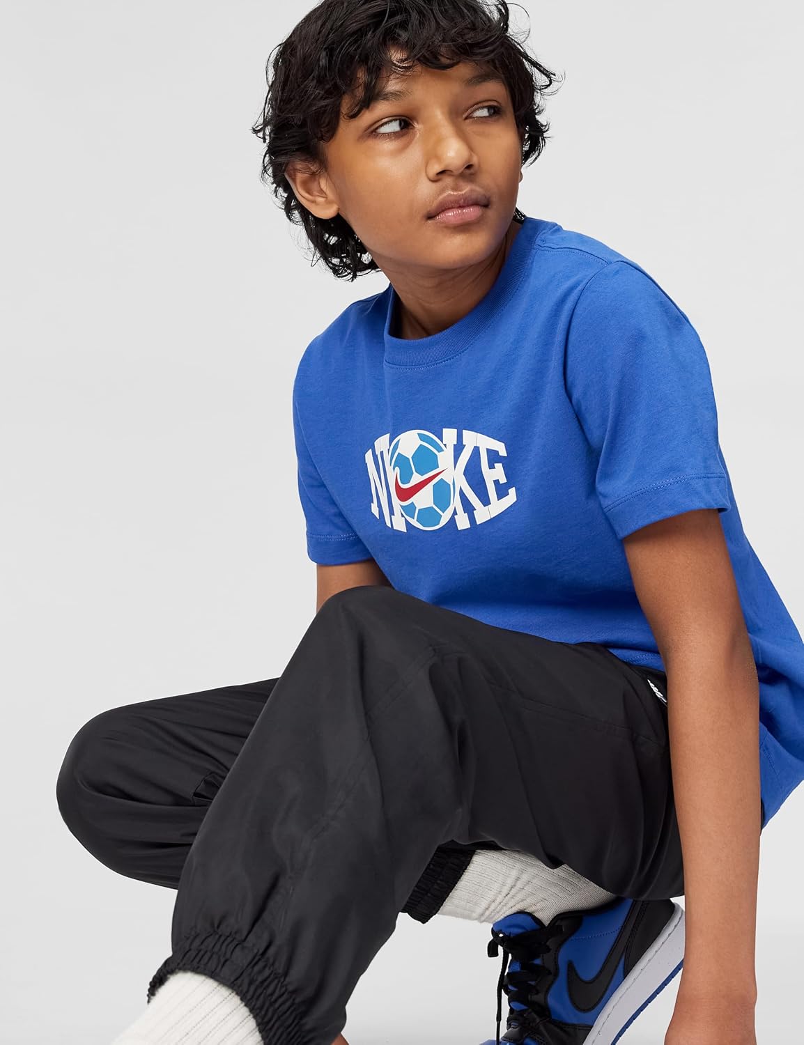 Nike Unisex Big Kids' Club Soccer T-Shirt - Boys and Girls