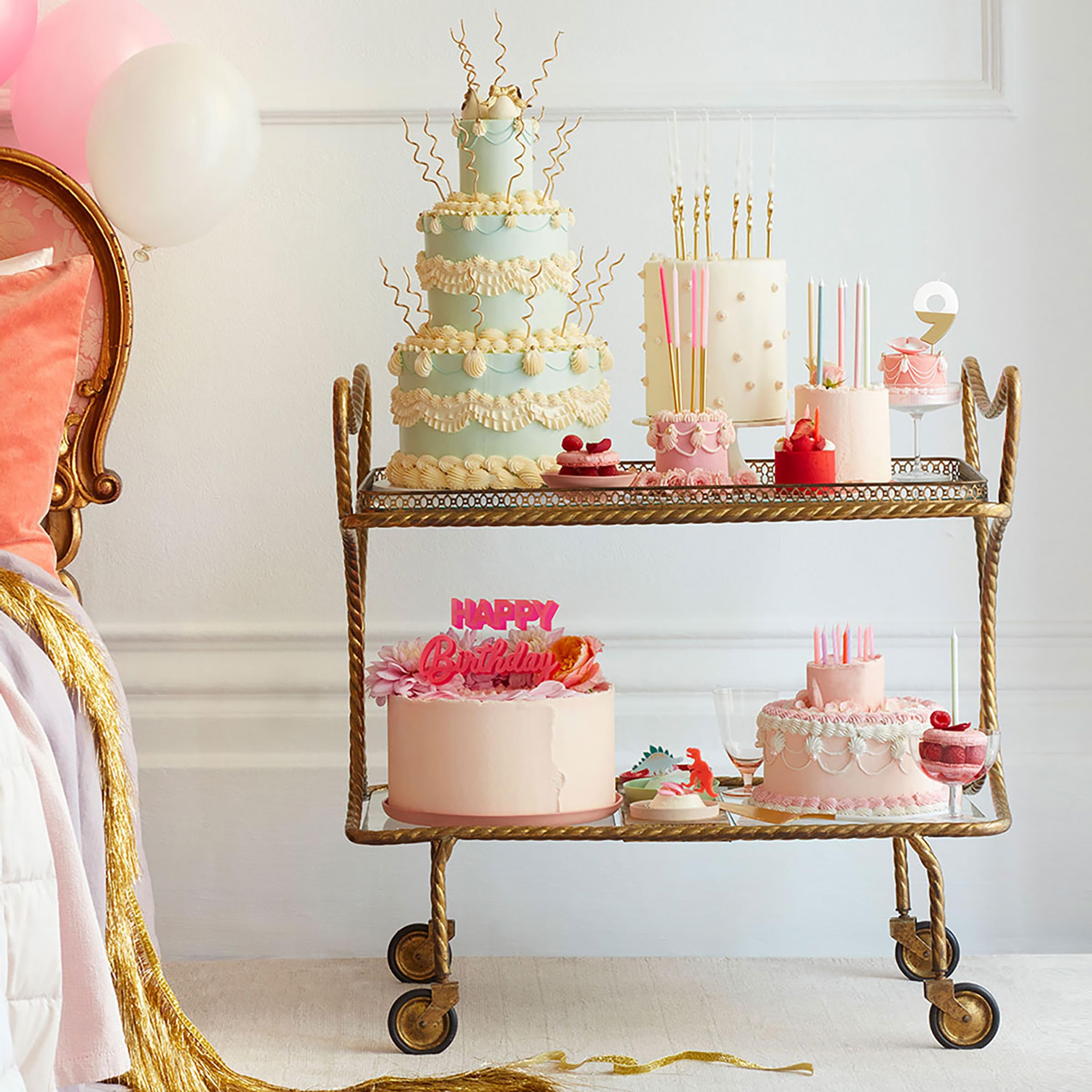 Meri Meri Gold getauchte Geburtstagskerzen für Kuchen (16 Stück), 18,4 cm hoch, geruchlose goldene Geburtstagskerzen
