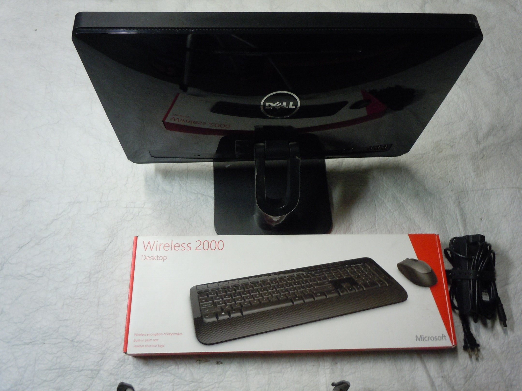 Dell メモリ4GB HDD500GB 無線LAN Bluetooth 20インチ 一体型パソコン