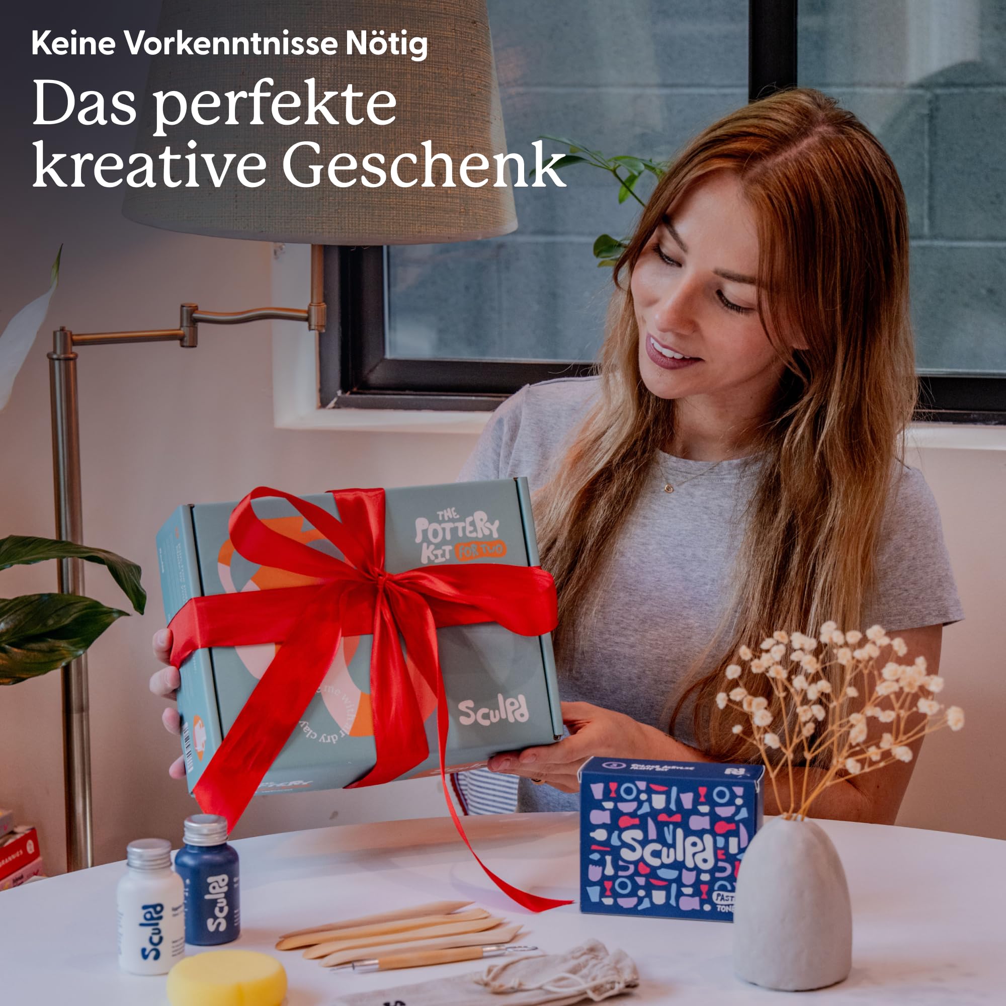 Sculpd – Das originale Töpfer-Set, Komplettes lufttrocknendes Ton-Set für Erwachsene, inklusive Modellierwerkzeugen, Lack, Pinseln, Anleitungen sowie Kunst & Bastelset, Glanzlack mit Pastelltönen